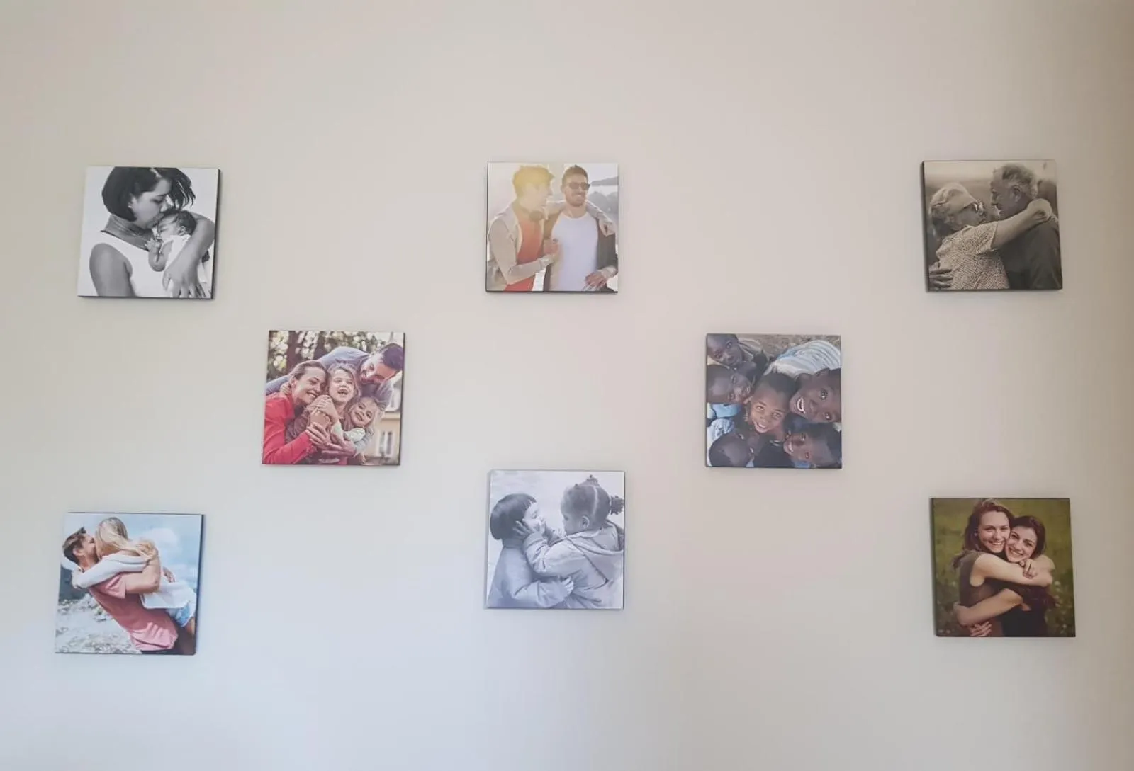 Logo/Certificate/Sign in B&B L'Abbraccio