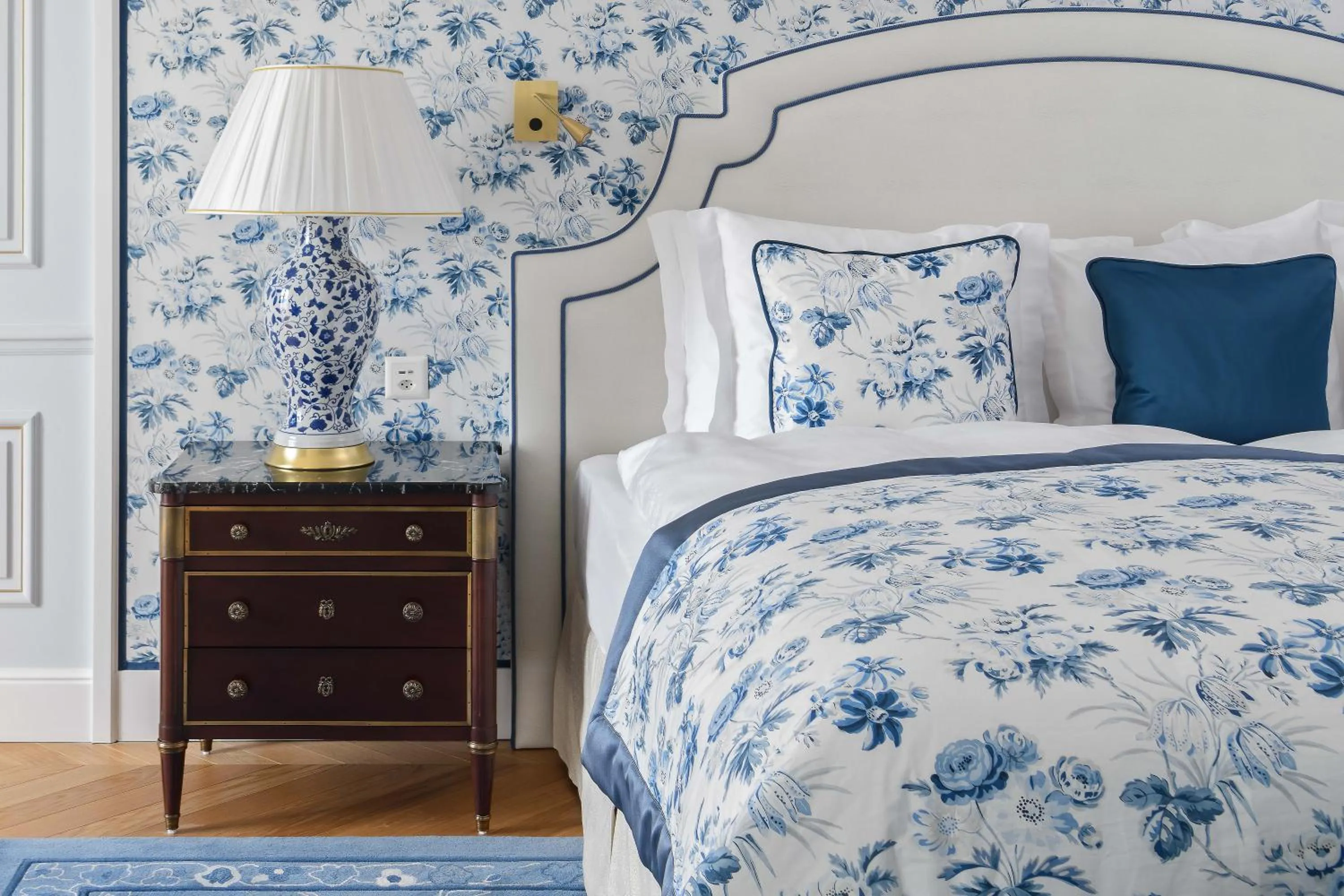 Bed in Beau-Rivage Palace