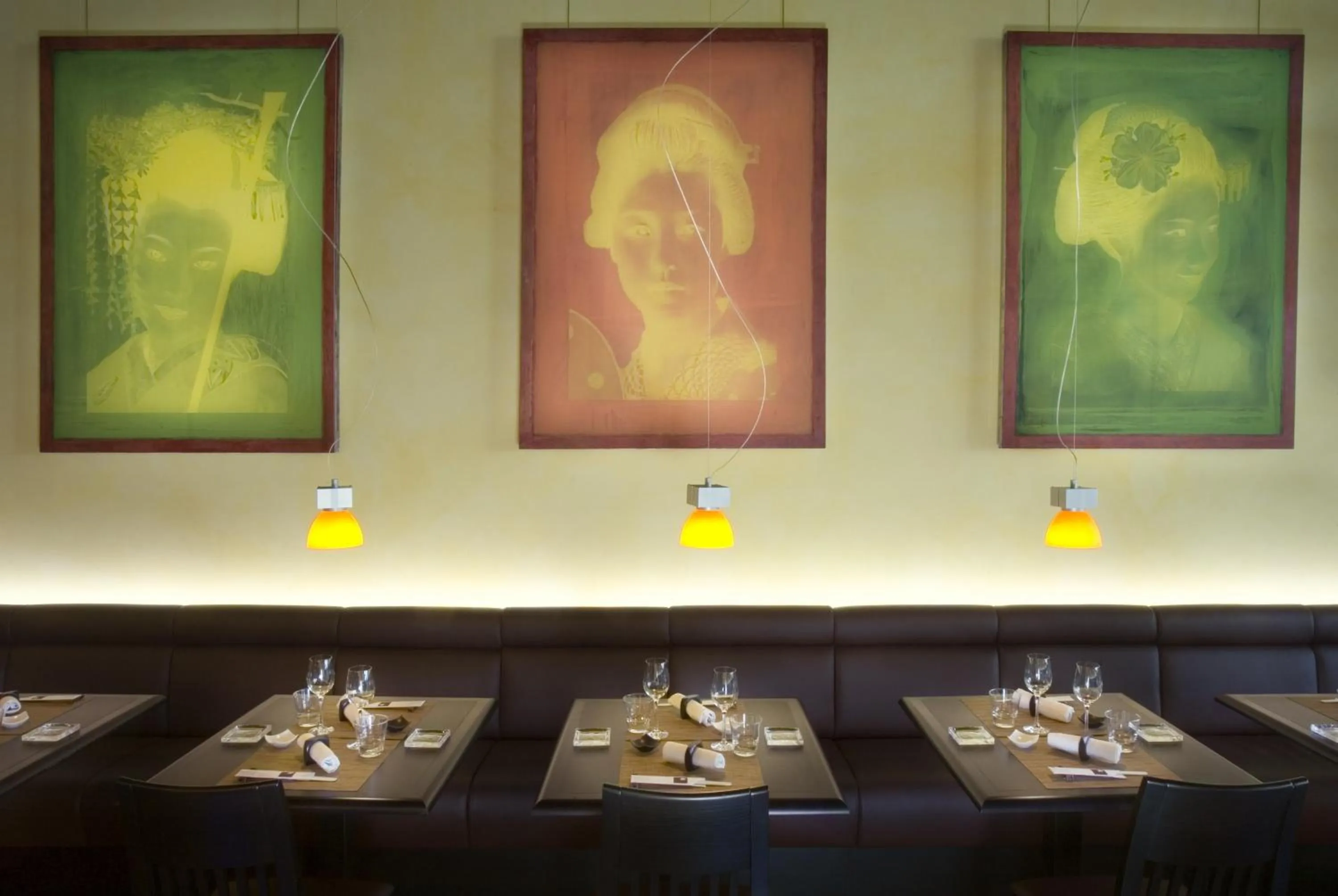 Restaurant/places to eat in Beau-Rivage Palace