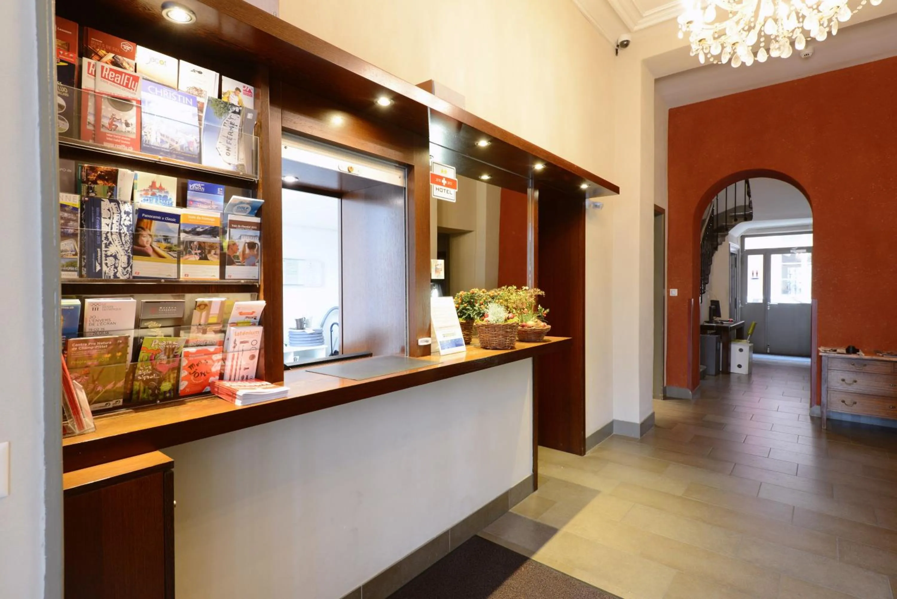 Lobby or reception in Hôtel du Marché