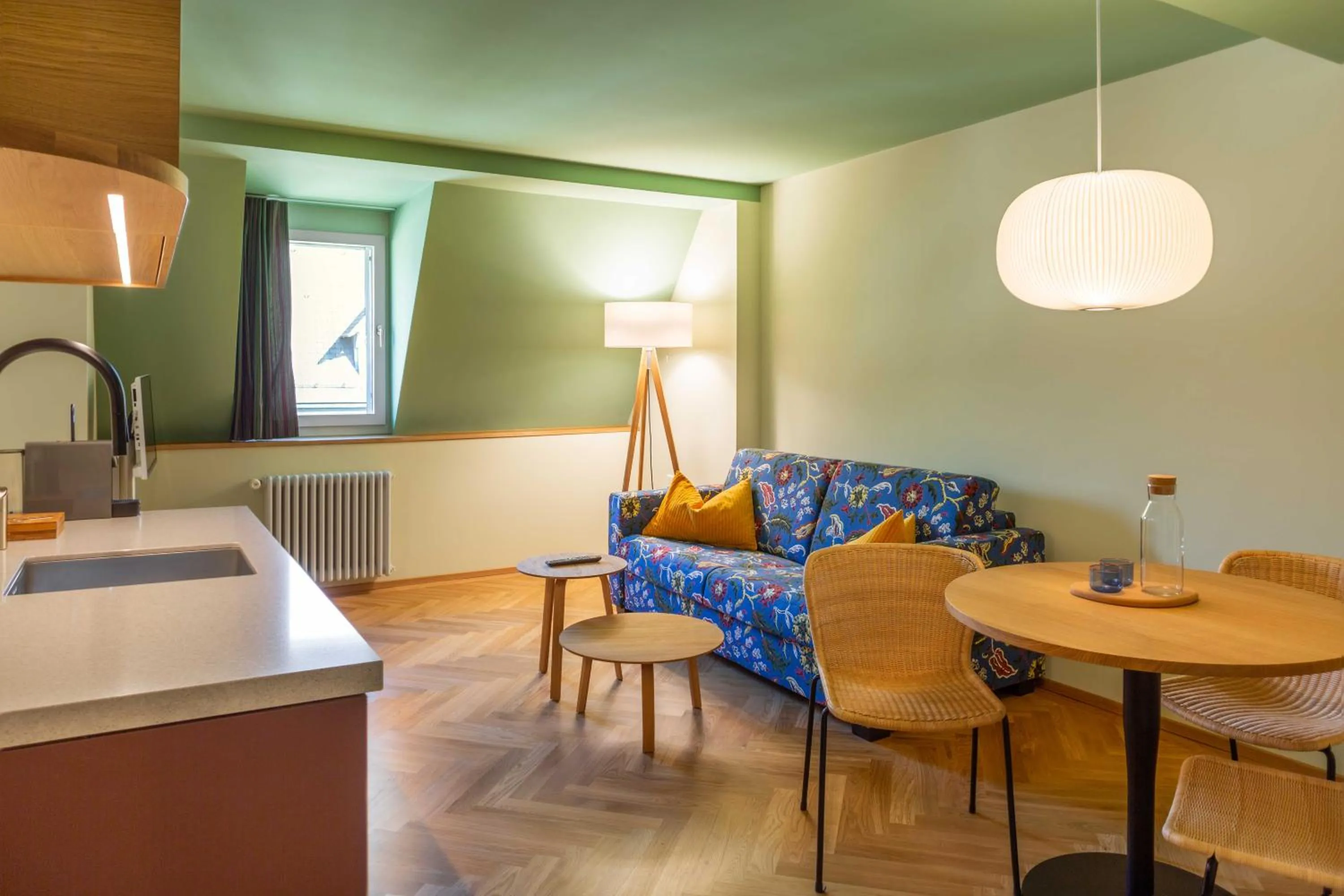 Kitchen or kitchenette in Alma Hotel - Boutique hideaway by the lake with rooftop and ladies-only wellness