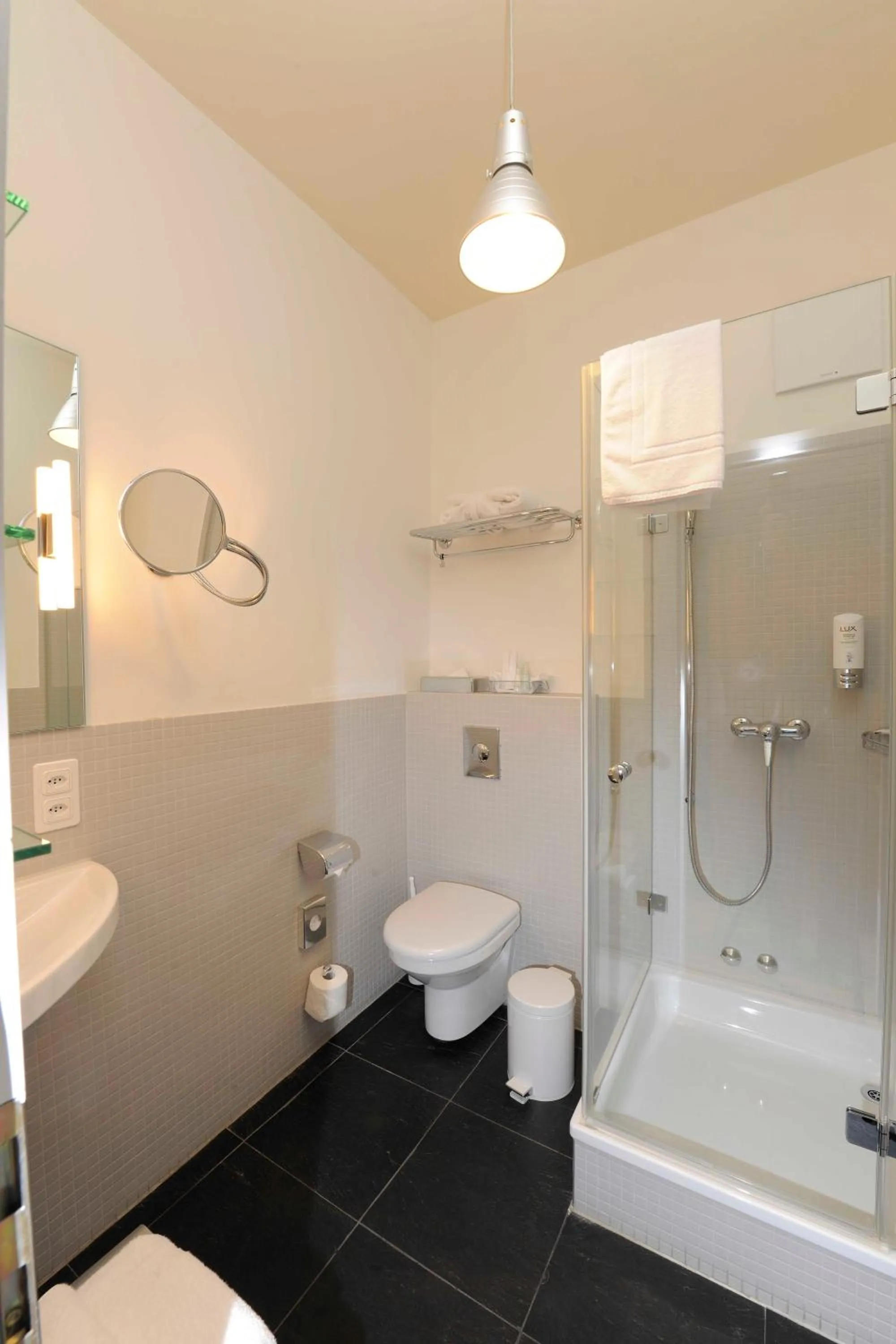 Bathroom in Alma Hotel - Boutique hideaway by the lake with rooftop and ladies-only wellness