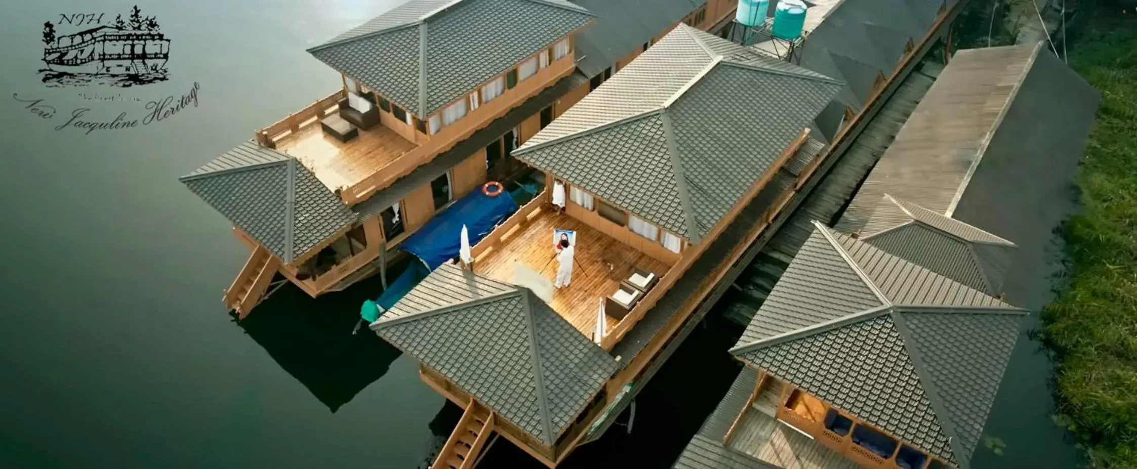 New Jacquline Heritage Houseboats New Jacquline Heritage Houseboats