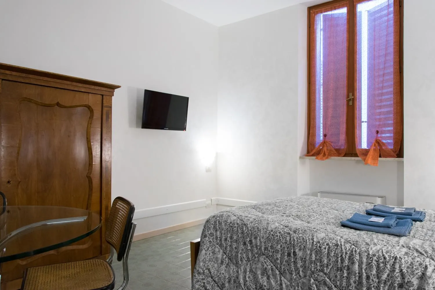 Bed in River House