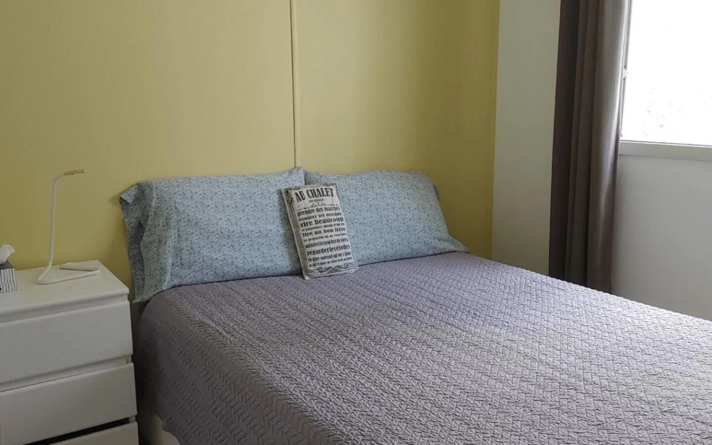 Bed in Oasis du grand fond Inc