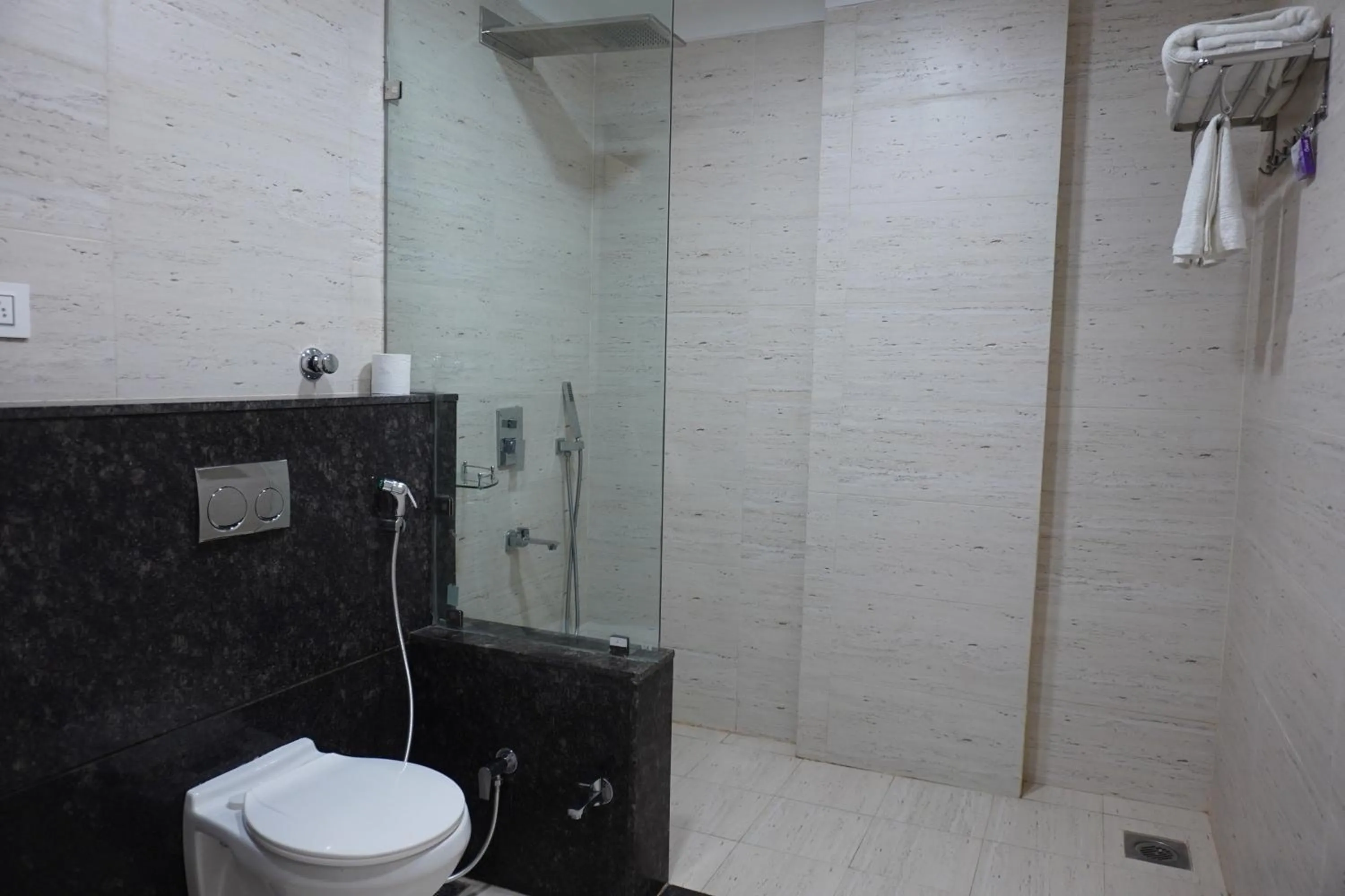 Toilet in The Aanandam Hotel Resort