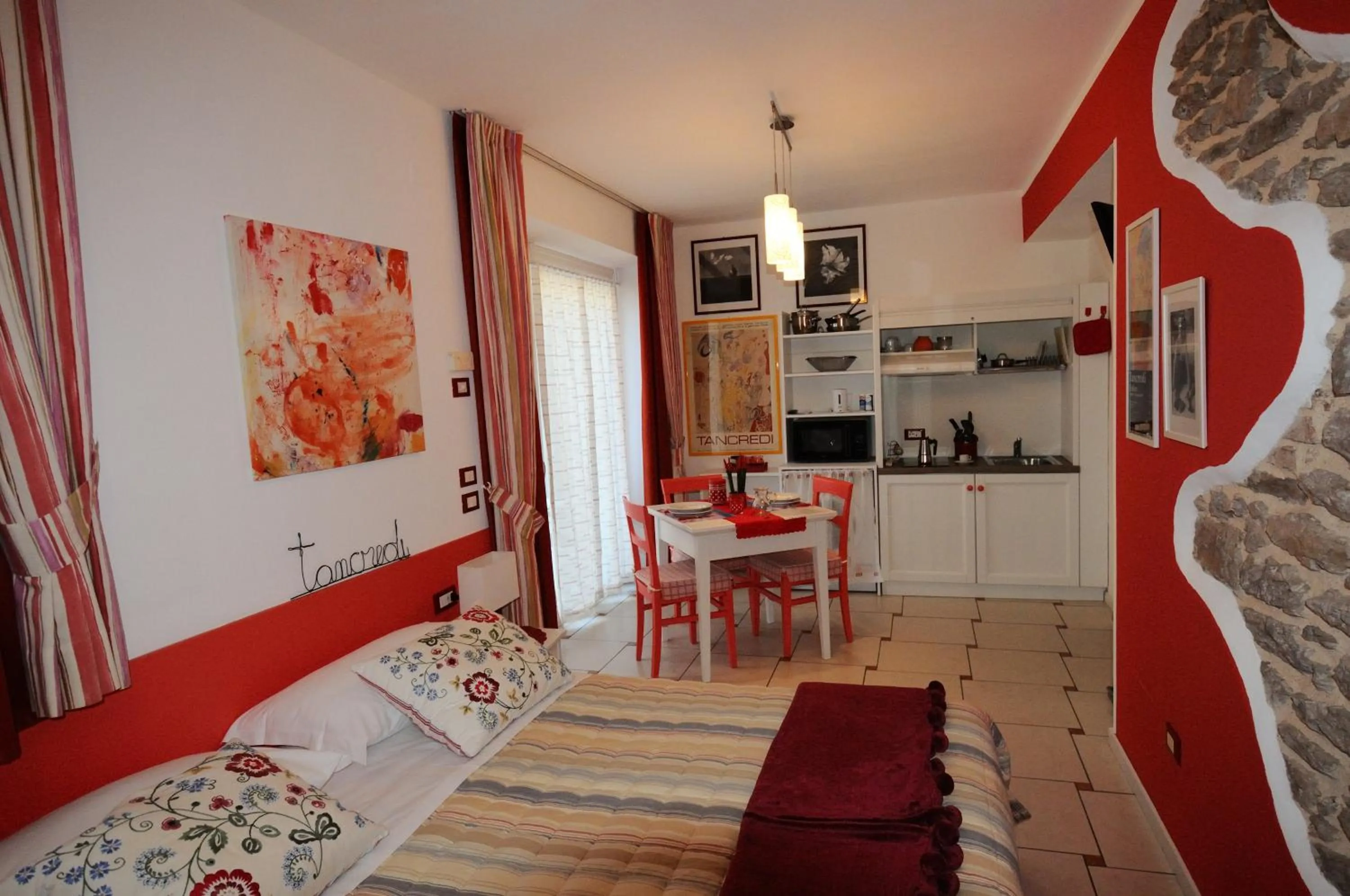 Kitchen or kitchenette in Casa Novecento "Rooms & apartments"