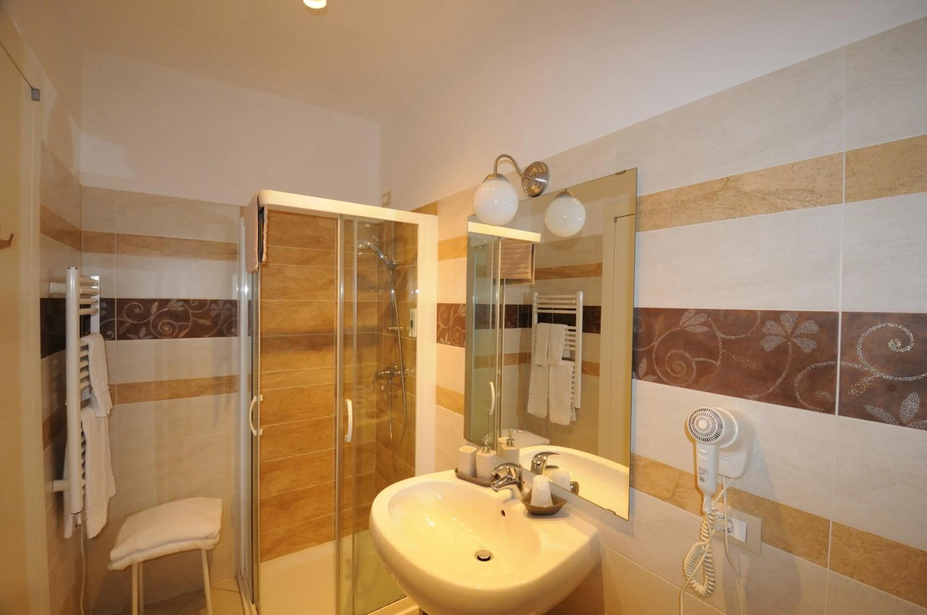 Shower in Casa Novecento "Rooms & apartments"