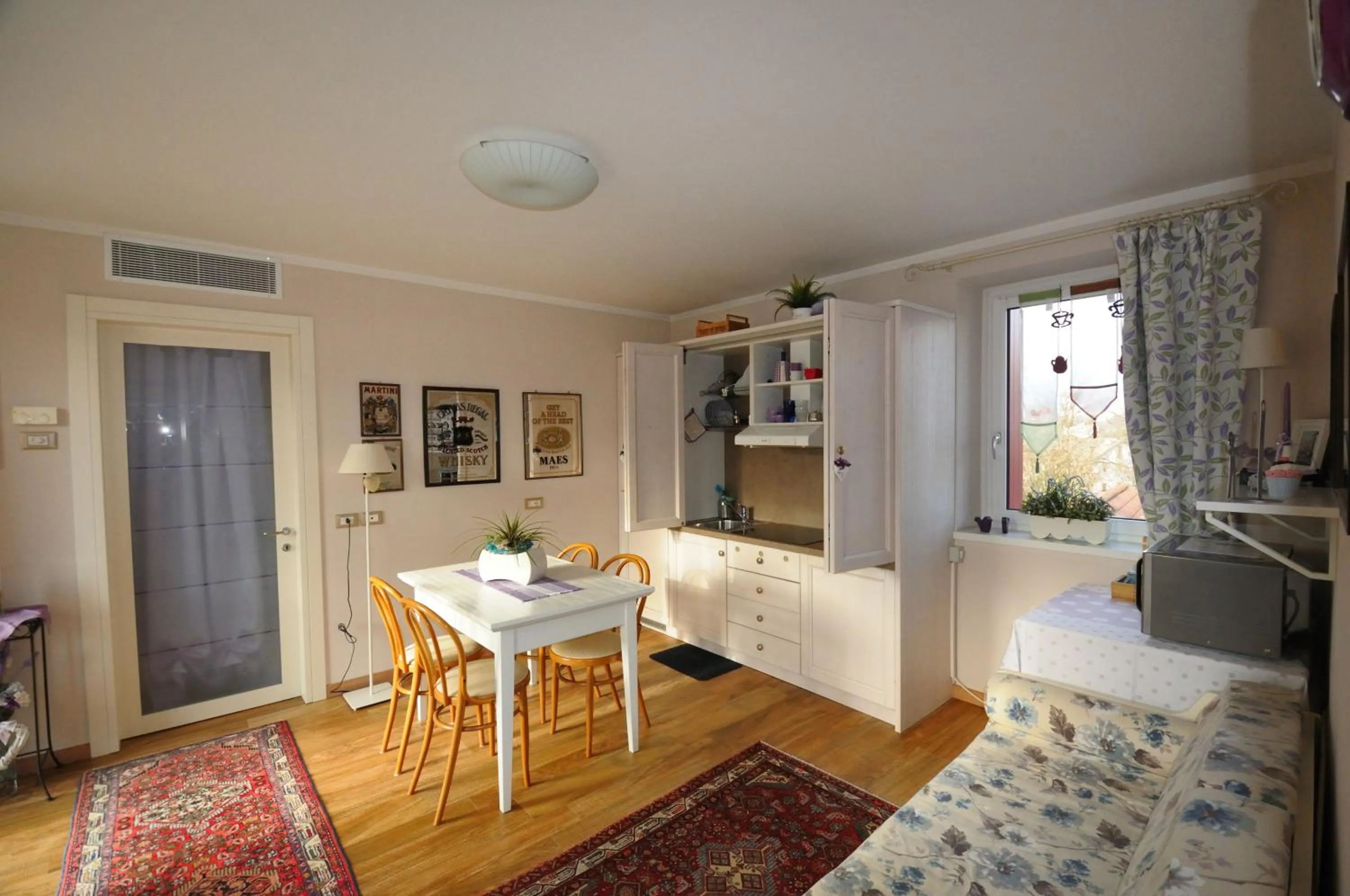 Kitchen or kitchenette in Casa Novecento "Rooms & apartments"