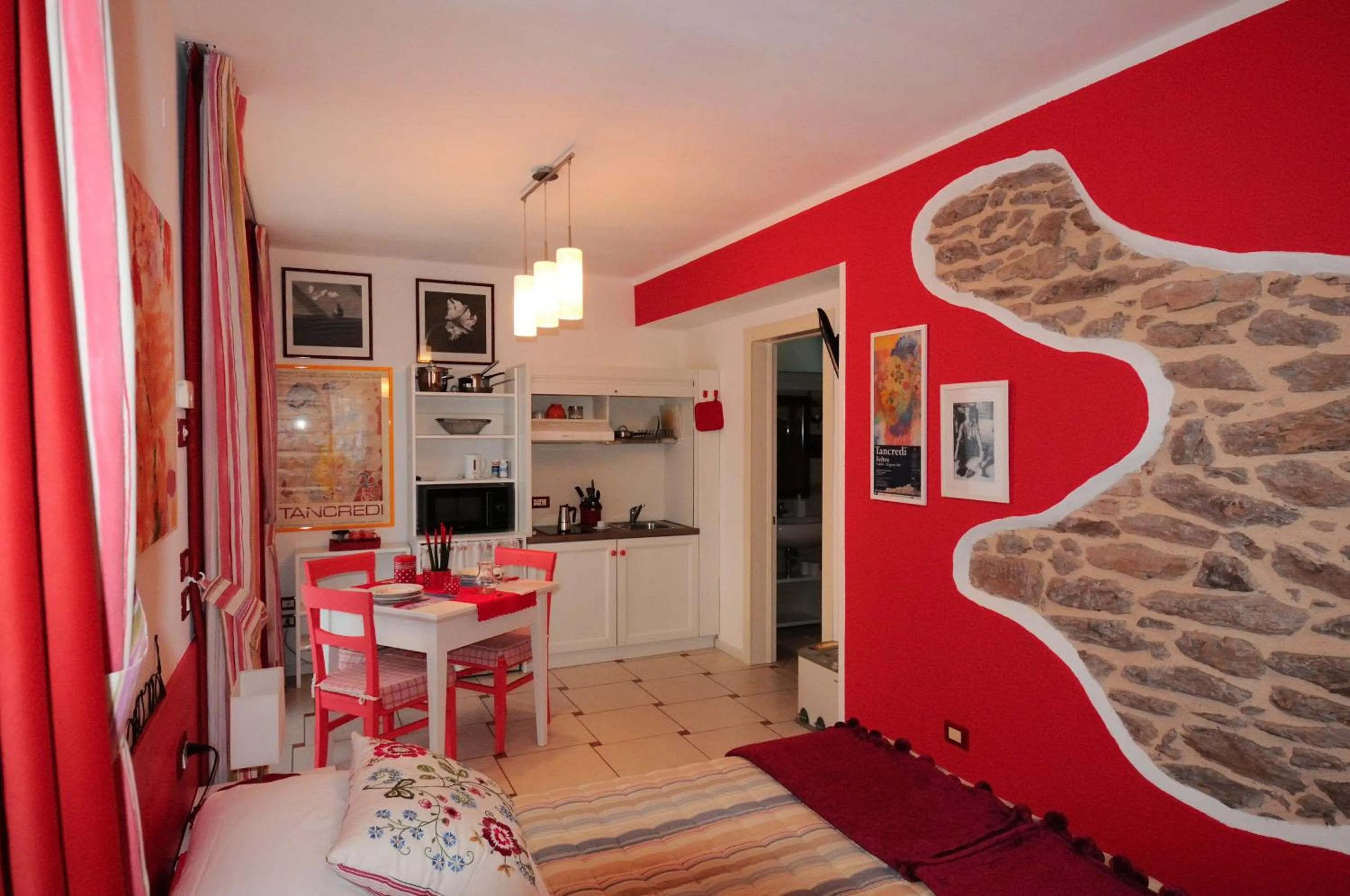 Photo of the whole room in Casa Novecento "Rooms & apartments"