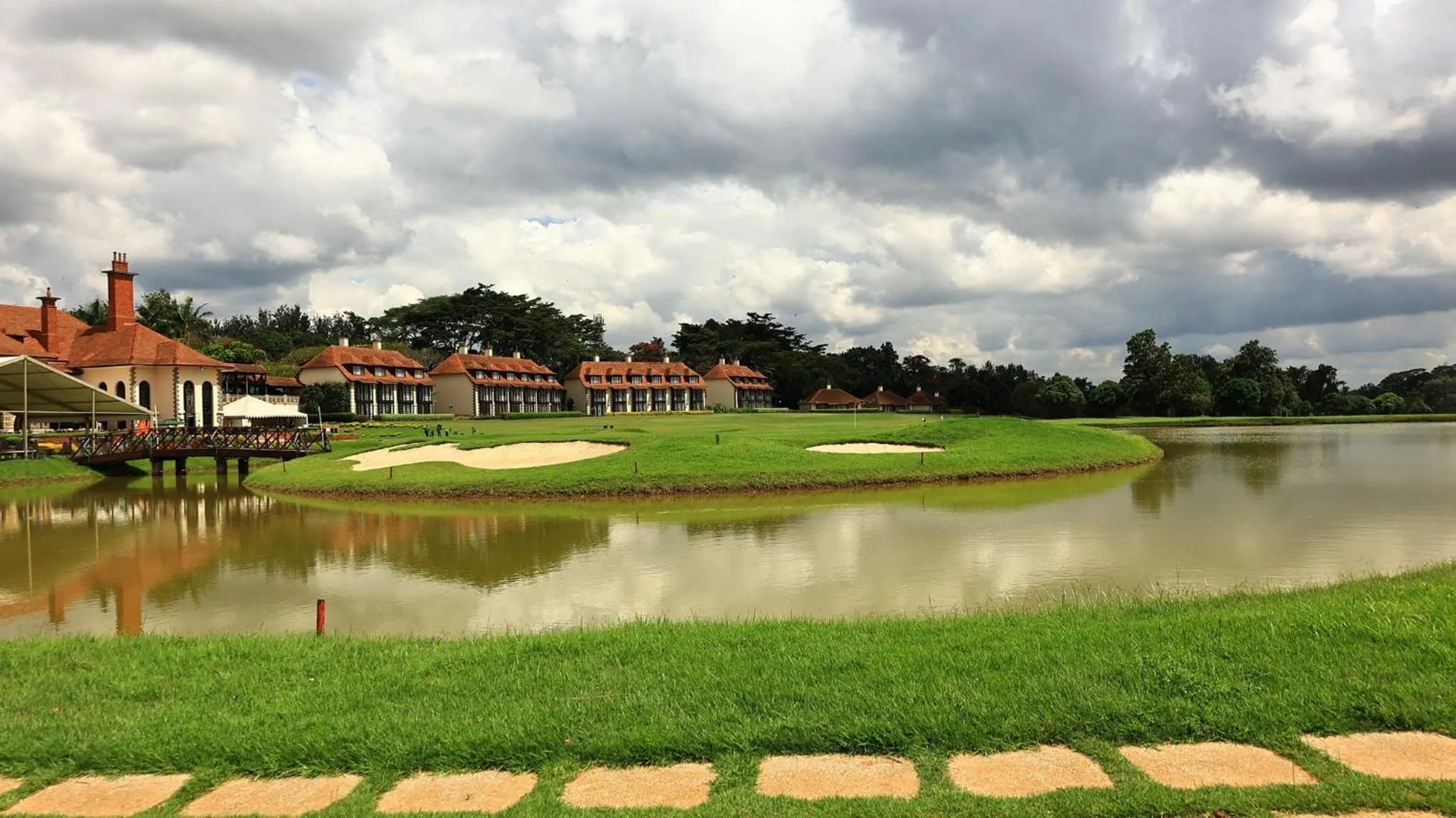 Property building in Windsor Golf Hotel & Country Club