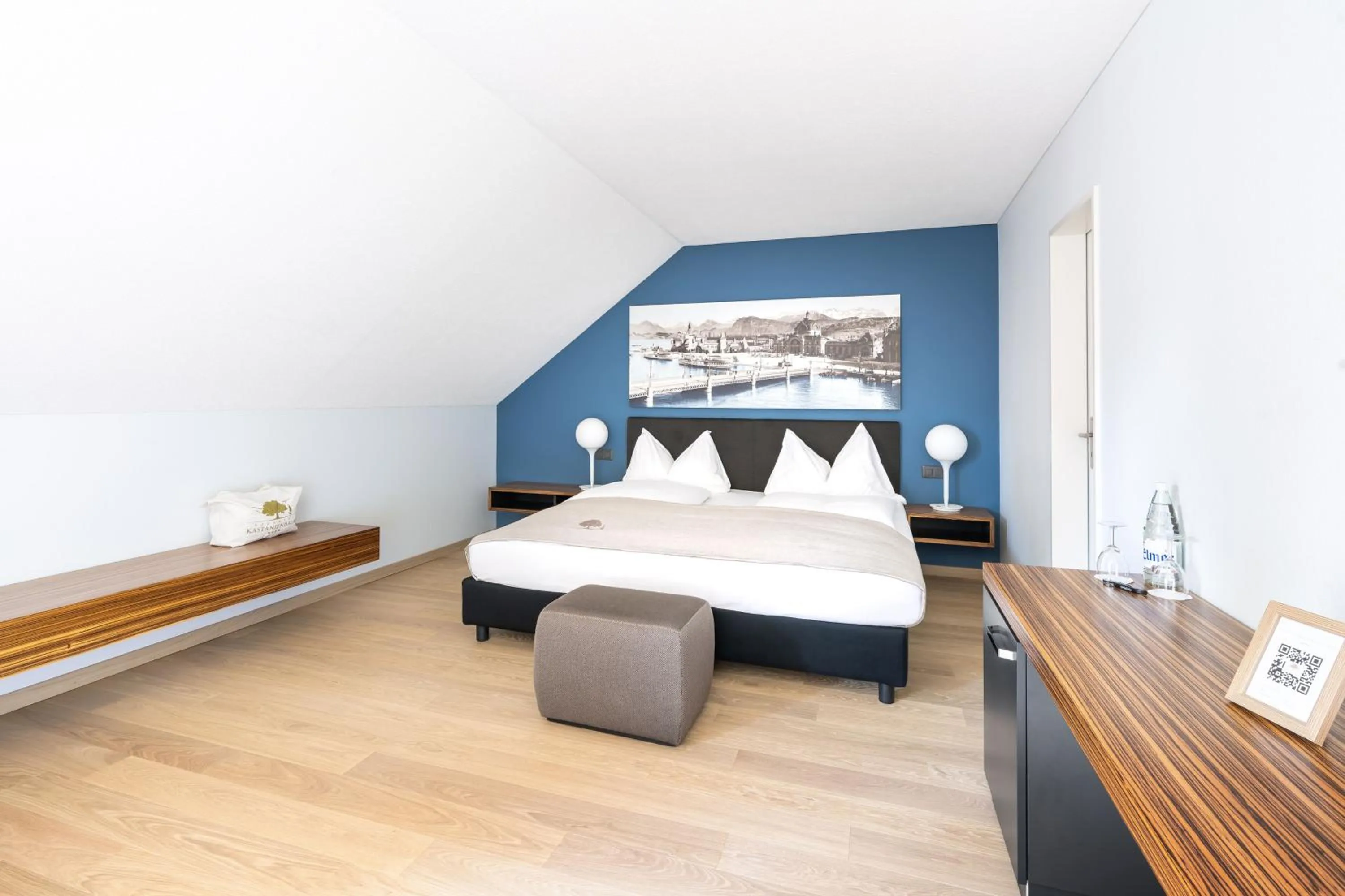 Bed in Seehotel Kastanienbaum