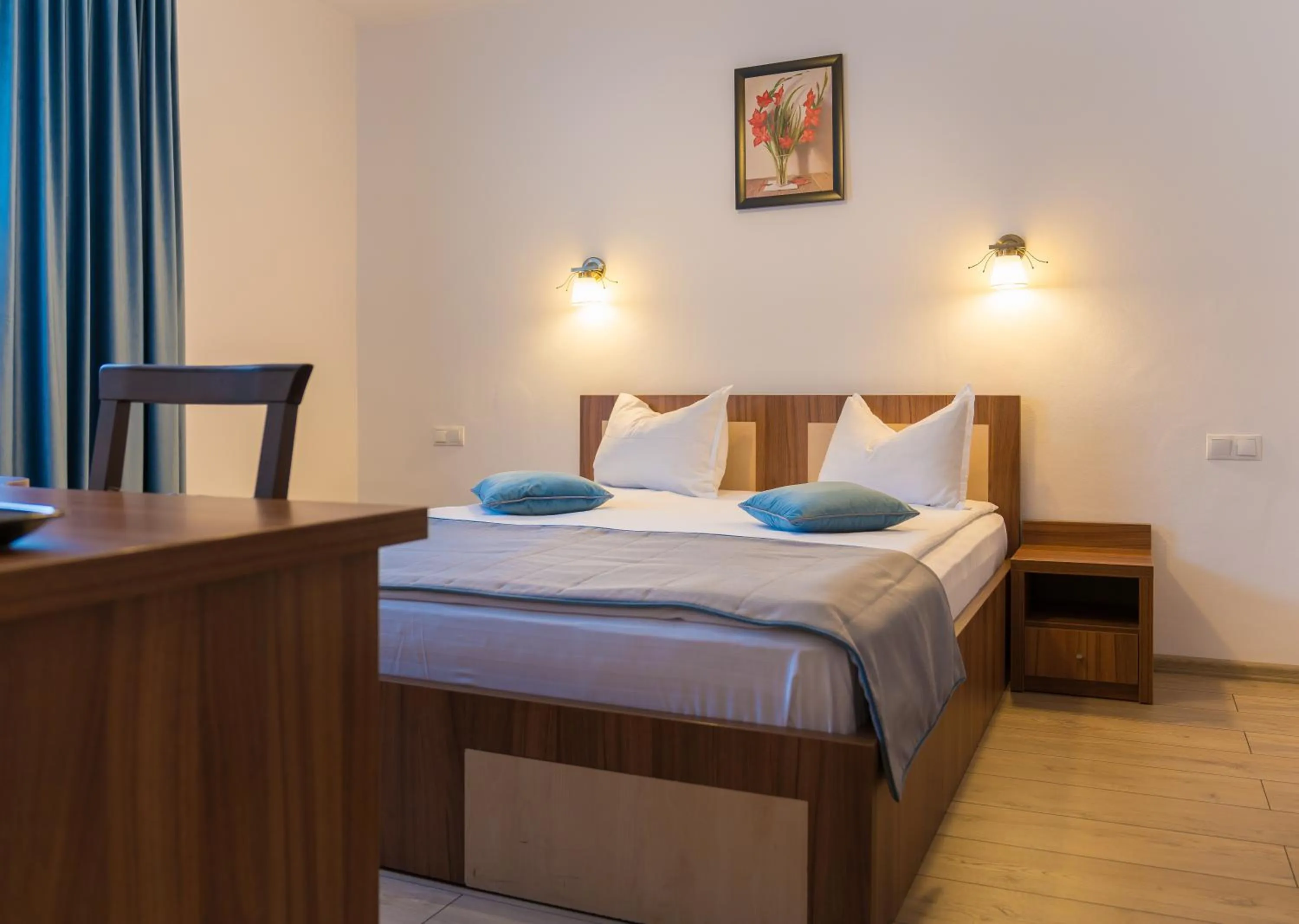 Bed in Pensiunea Transilvania