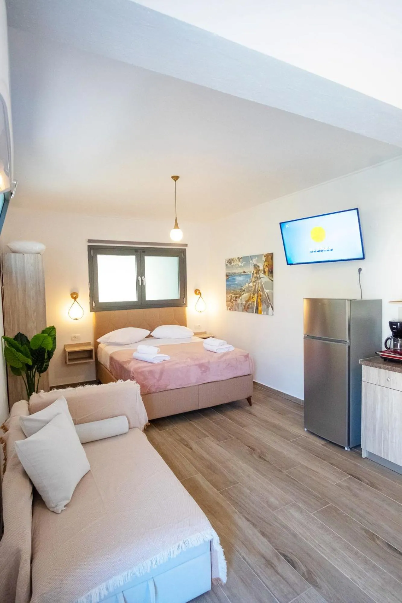 Bed in Serenity Luxe Suites