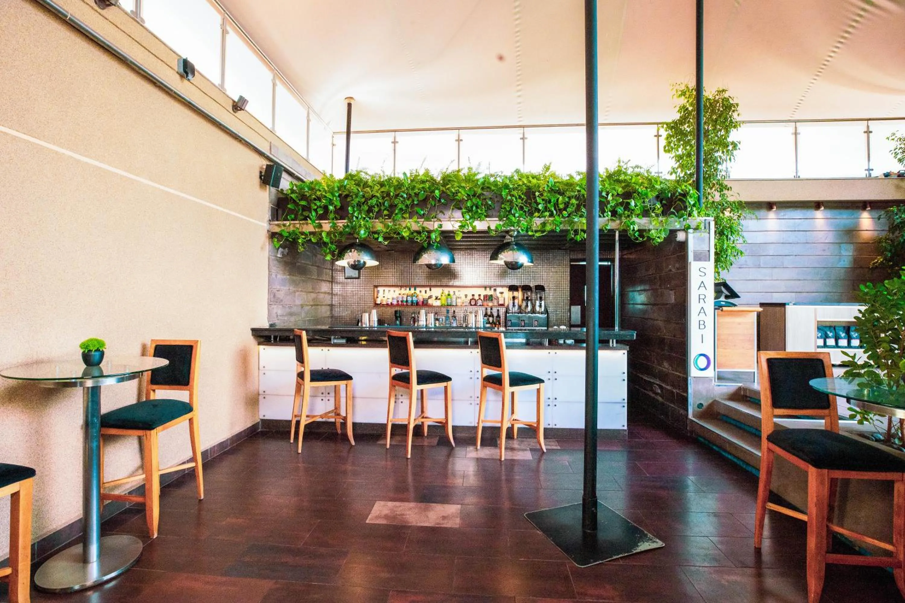 Restaurant/places to eat in Sankara Nairobi, Autograph Collection