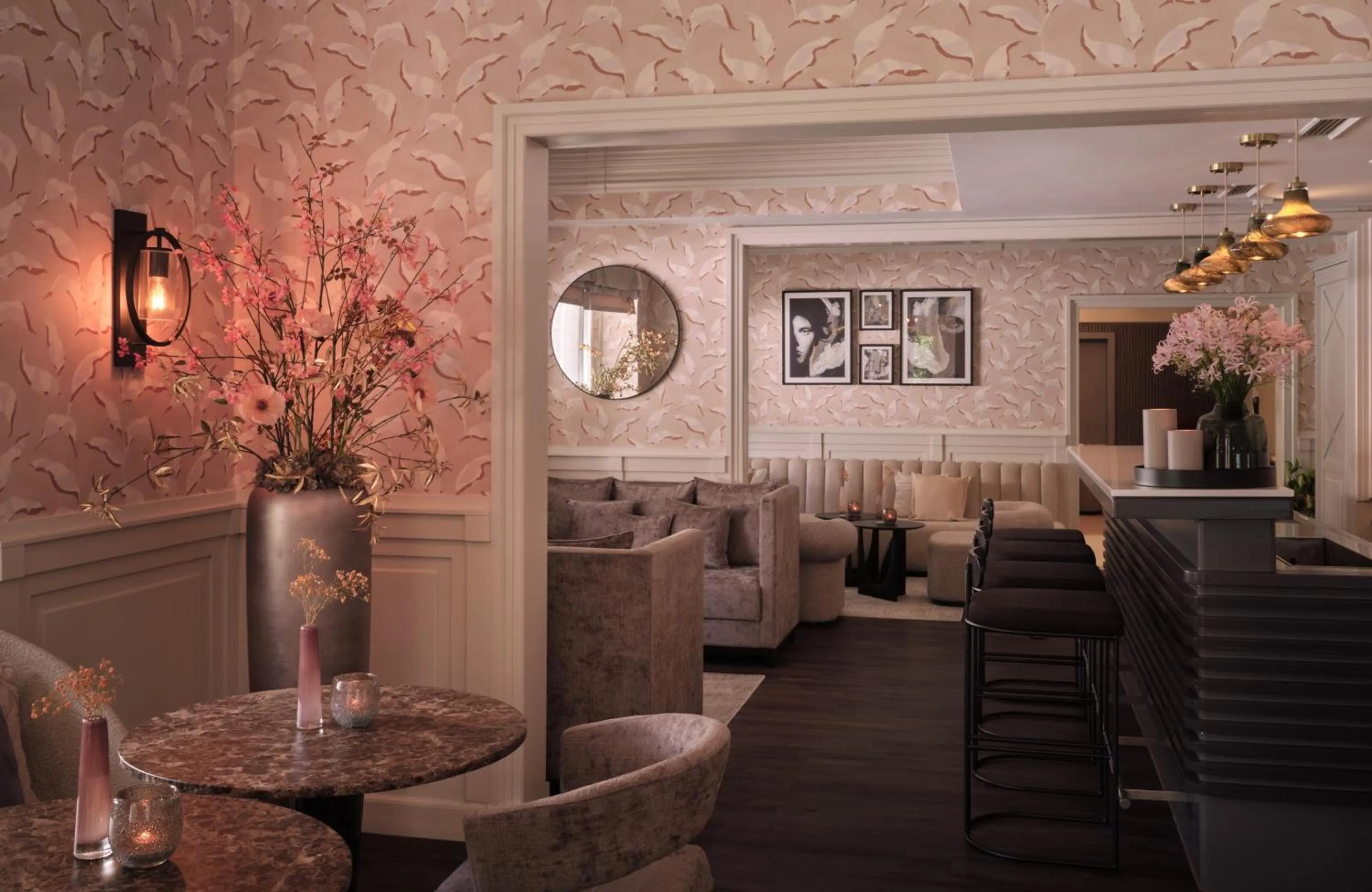 Lounge or bar in Hotel Alden Splügenschloss Zürich - Leonardo Limited Edition