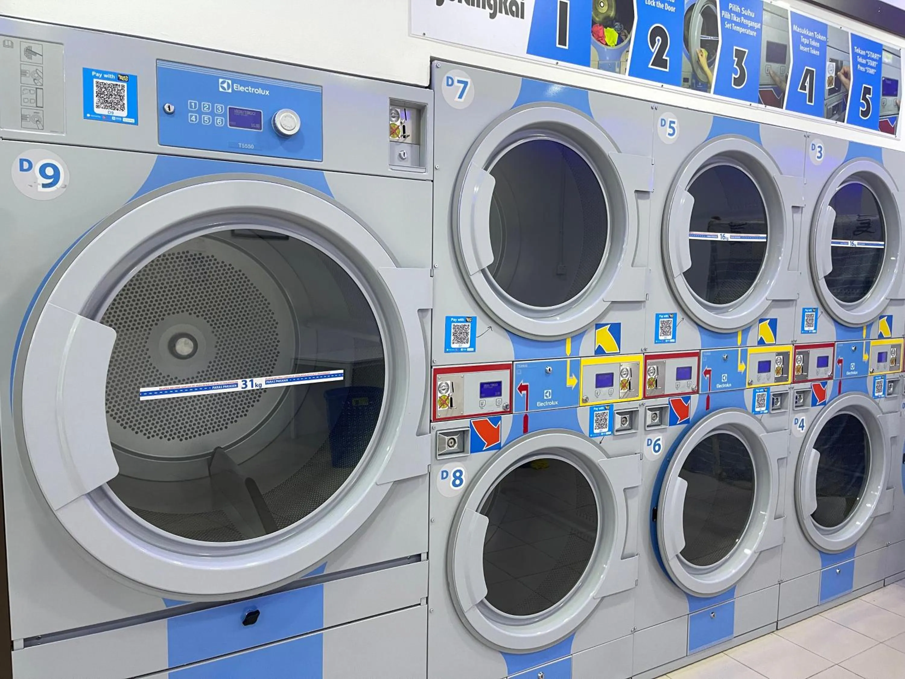 Loft Pals Urbanstay Lodge, Kapit