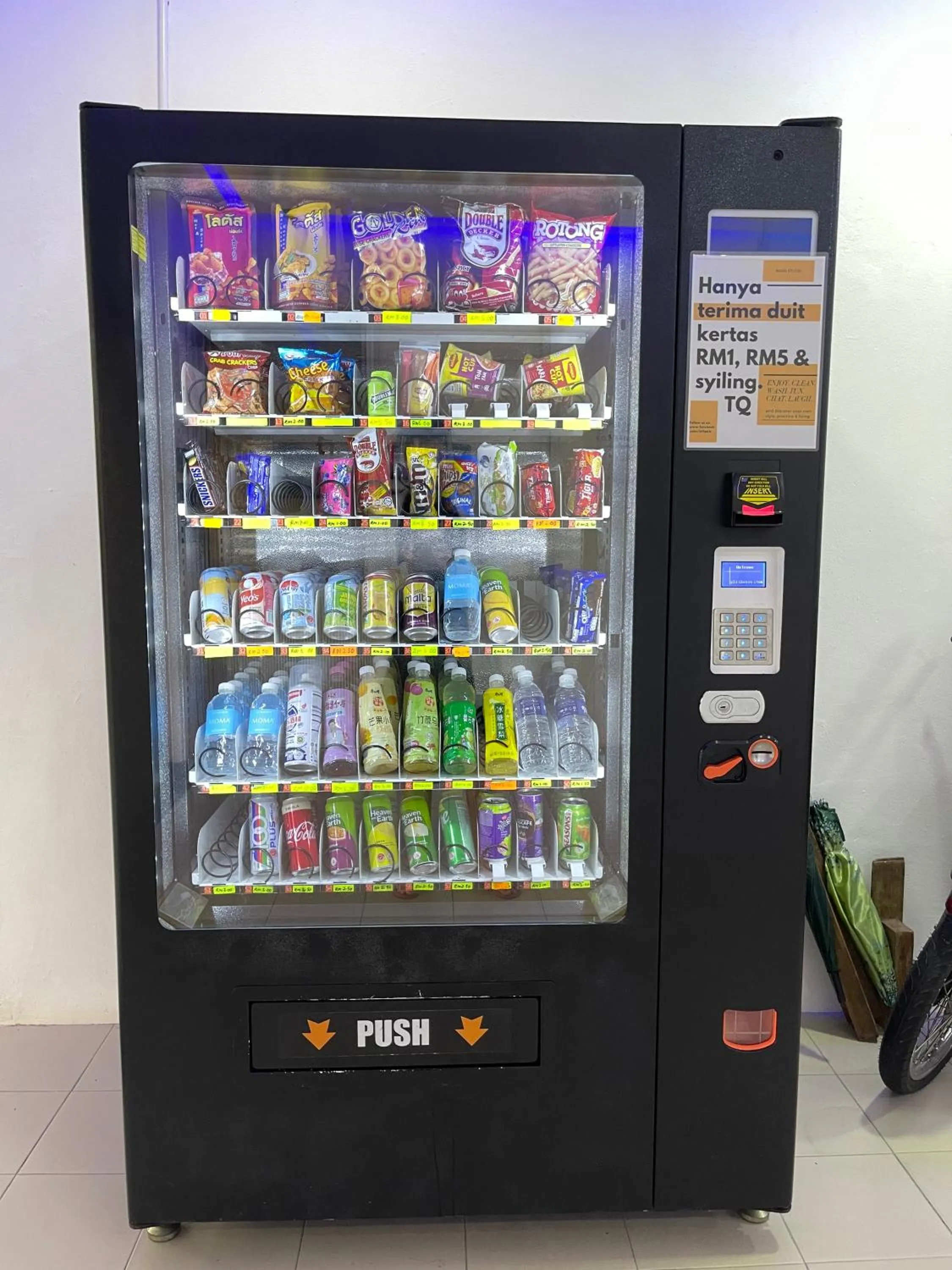 Loft Pals Urbanstay Lodge, Kapit