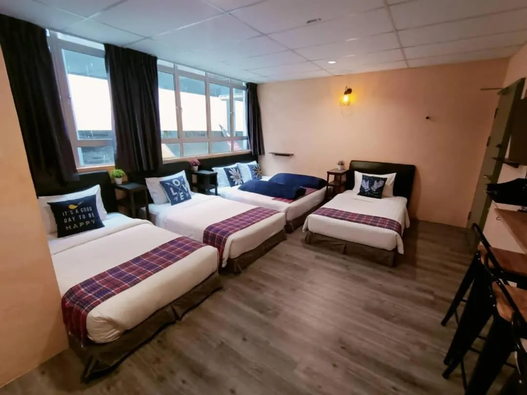 Bed in Loft Pals Urbanstay Lodge, Kapit