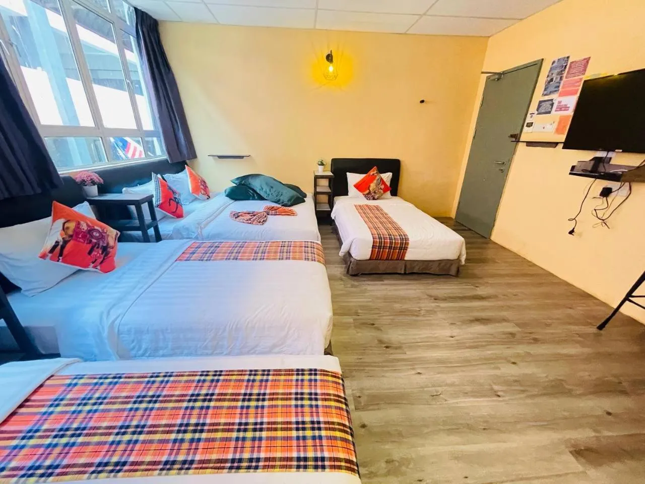 Bed in Loft Pals Urbanstay Lodge, Kapit