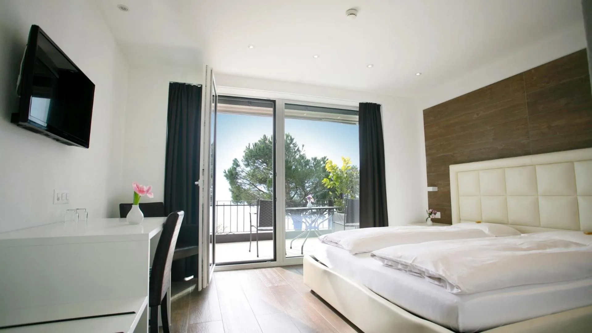 Bed in Hotel Collinetta