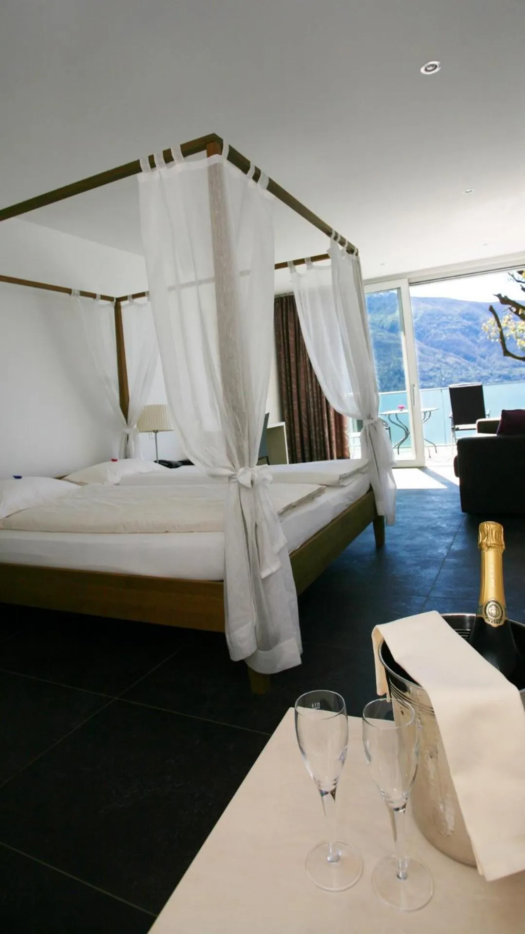 Bed in Hotel Collinetta