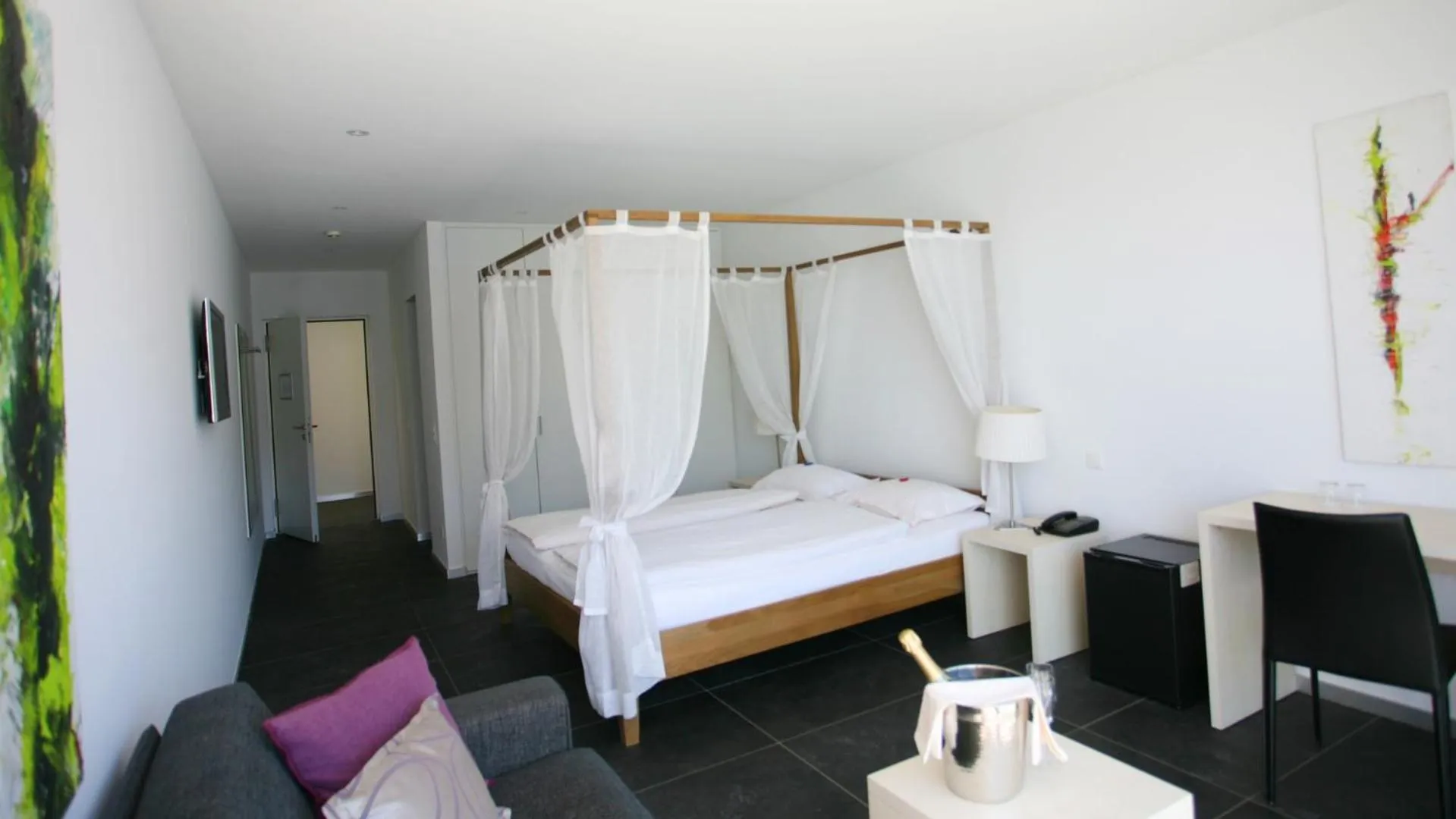 Bed in Hotel Collinetta