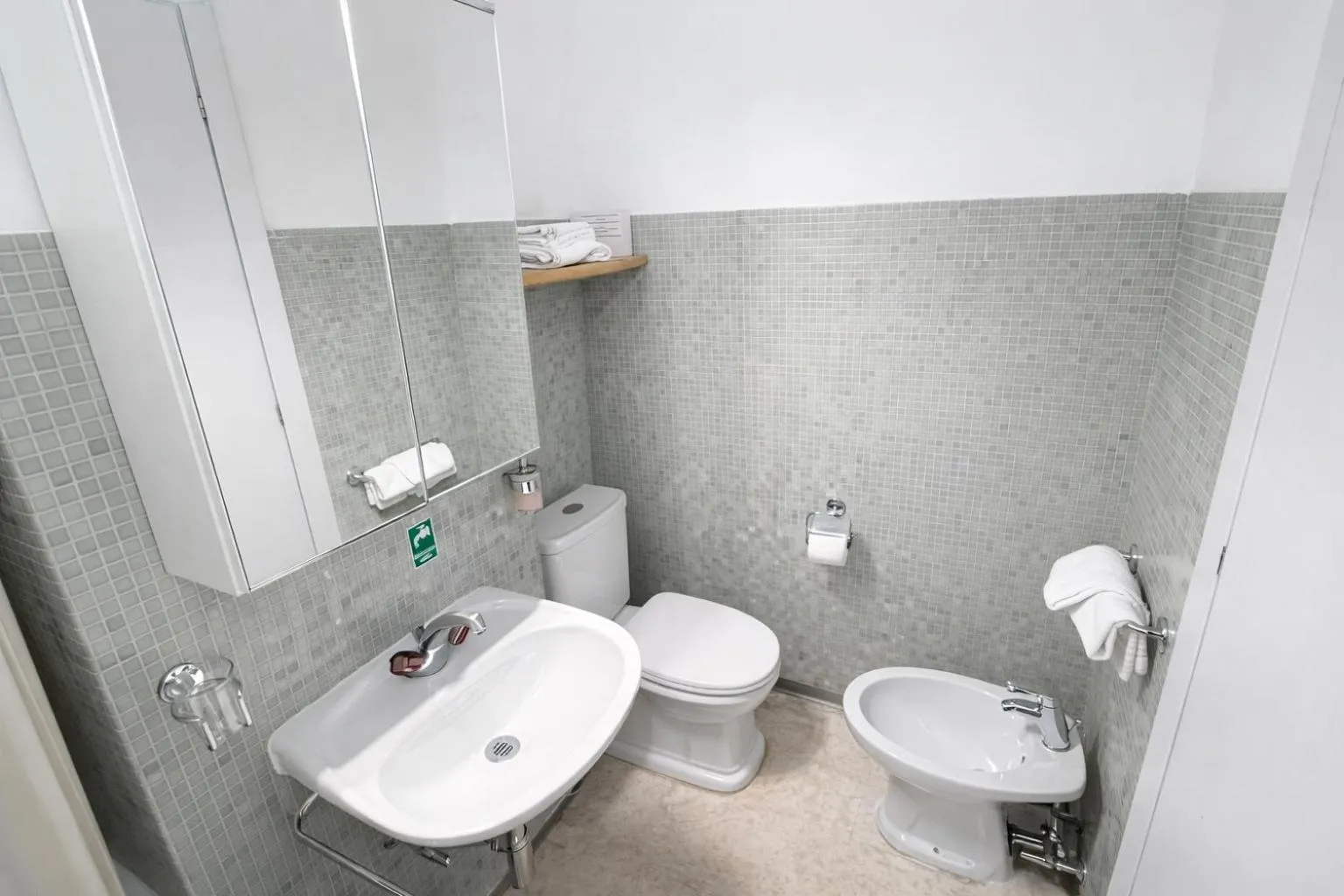 Bathroom in Hotel San Carlo