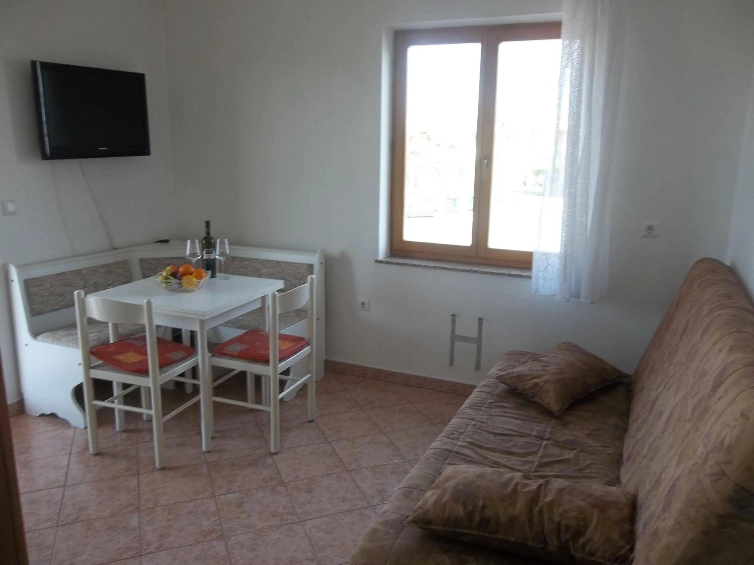 APARTMENT CAR UMAG 3
