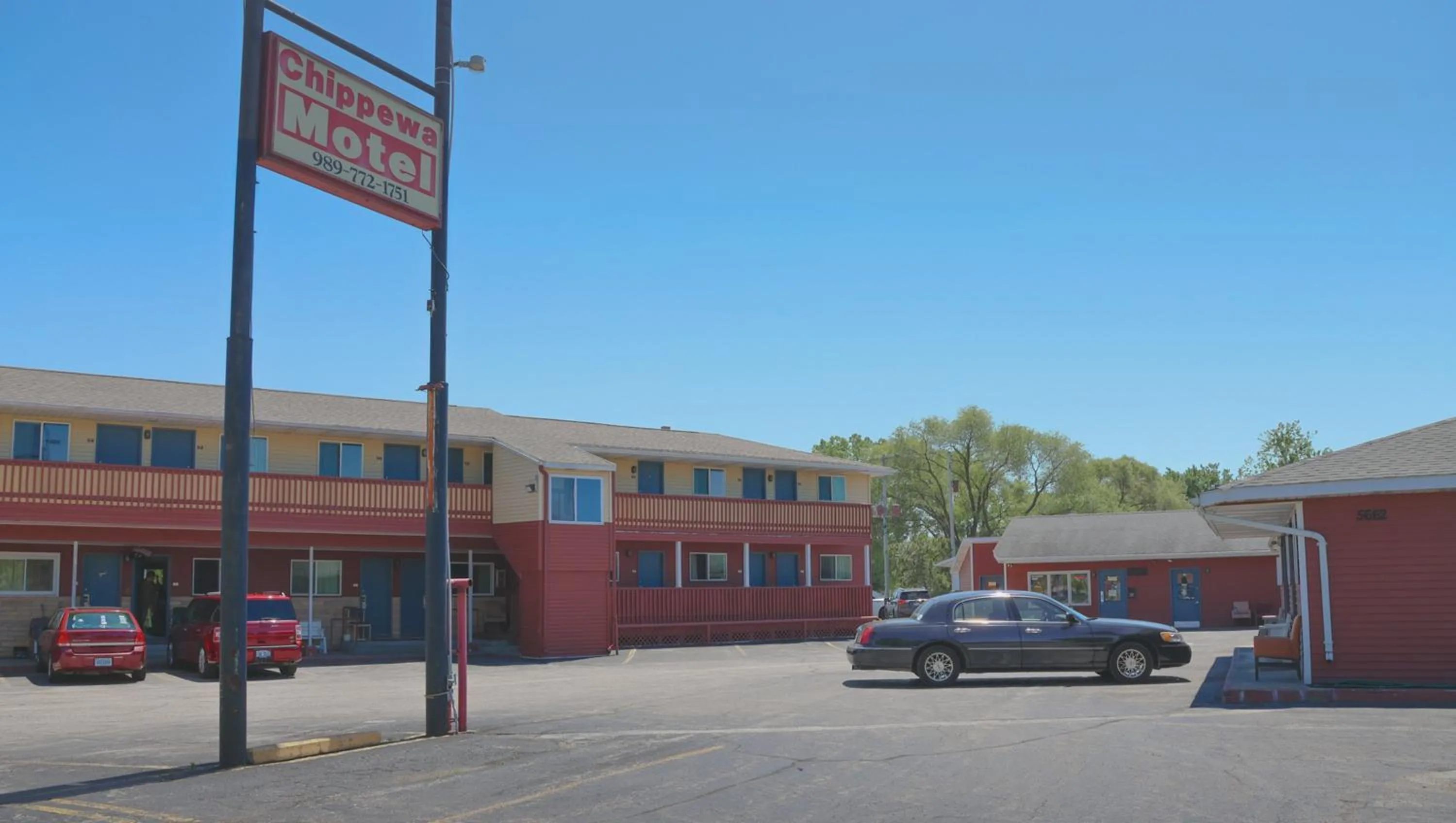 Property building in Chippewa Motel Mount Pleasant