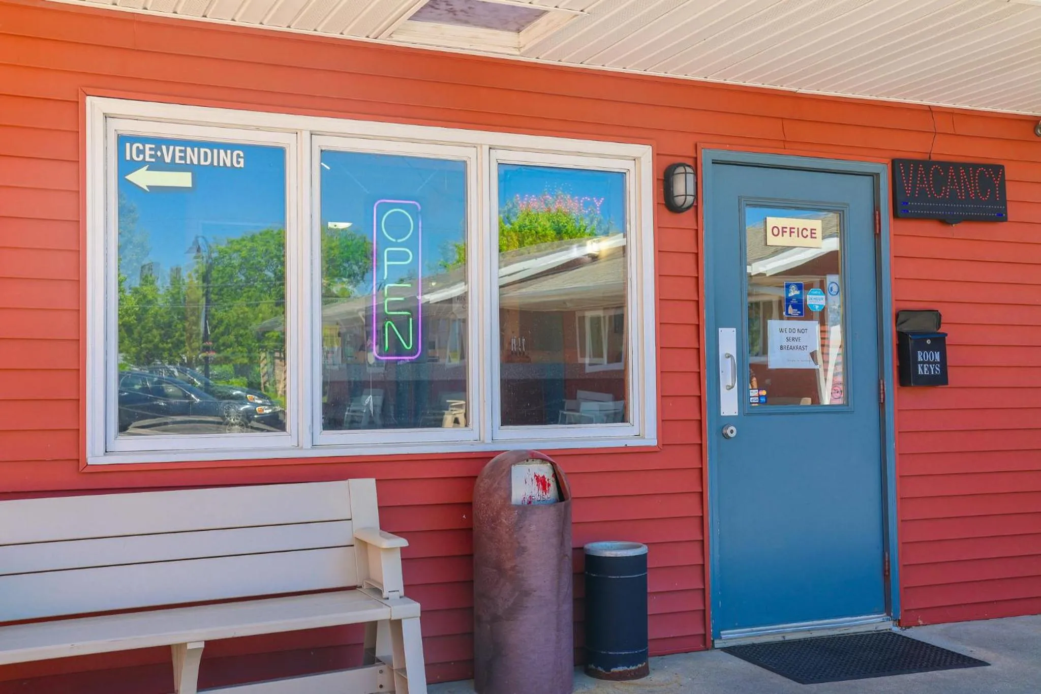 Property building in Chippewa Motel Mount Pleasant