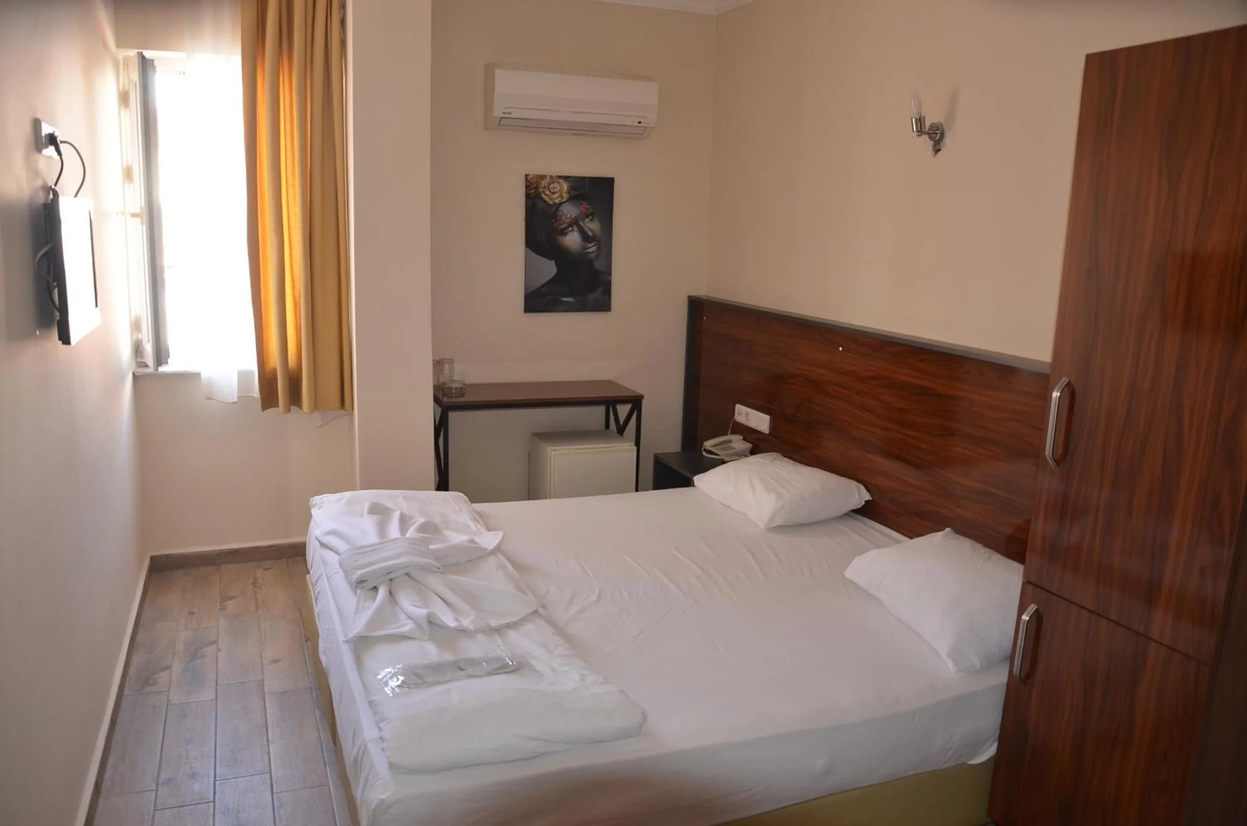 Photo of the whole room, Bed in Marka Hotel