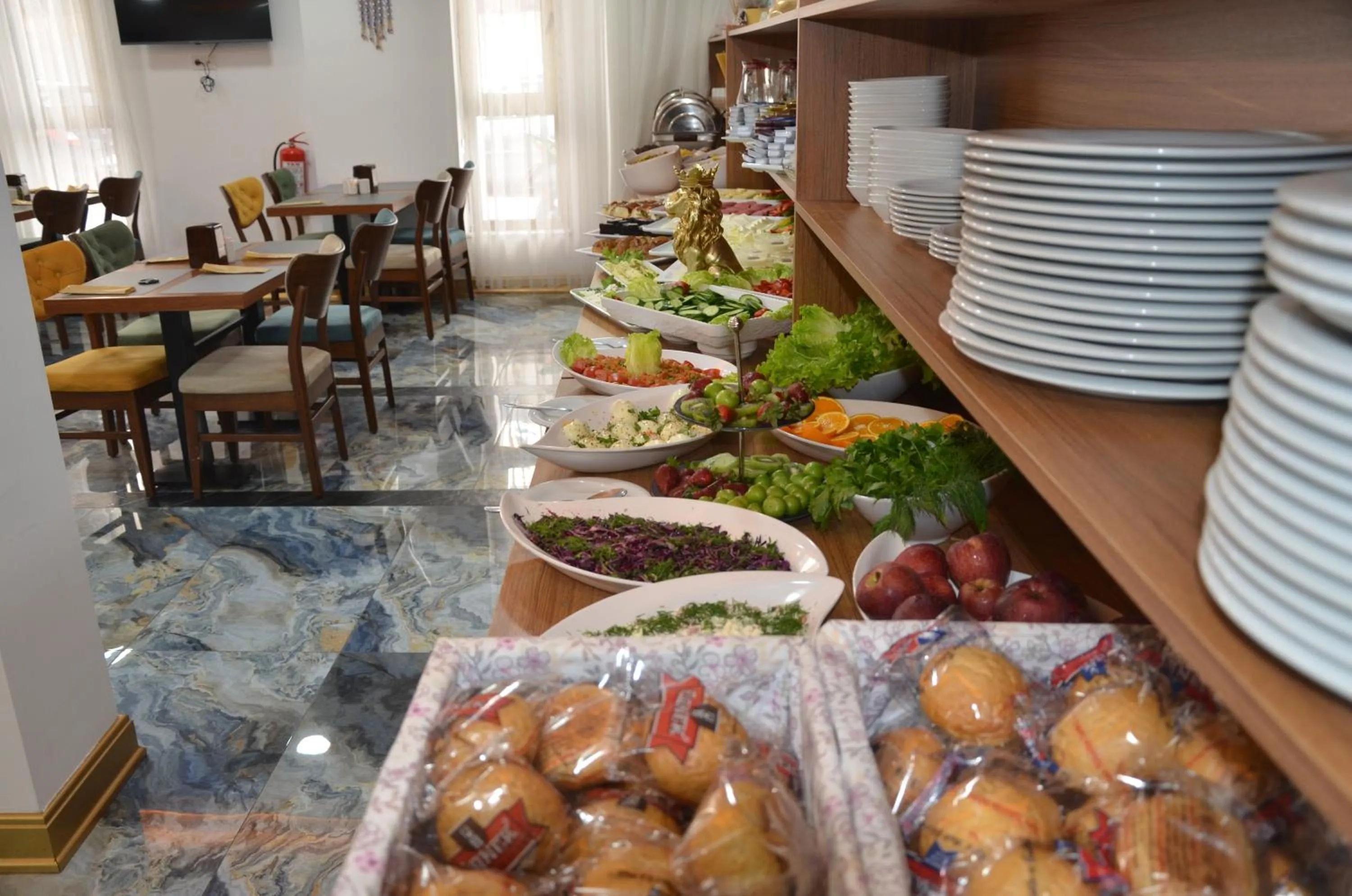 Buffet breakfast in Marka Hotel