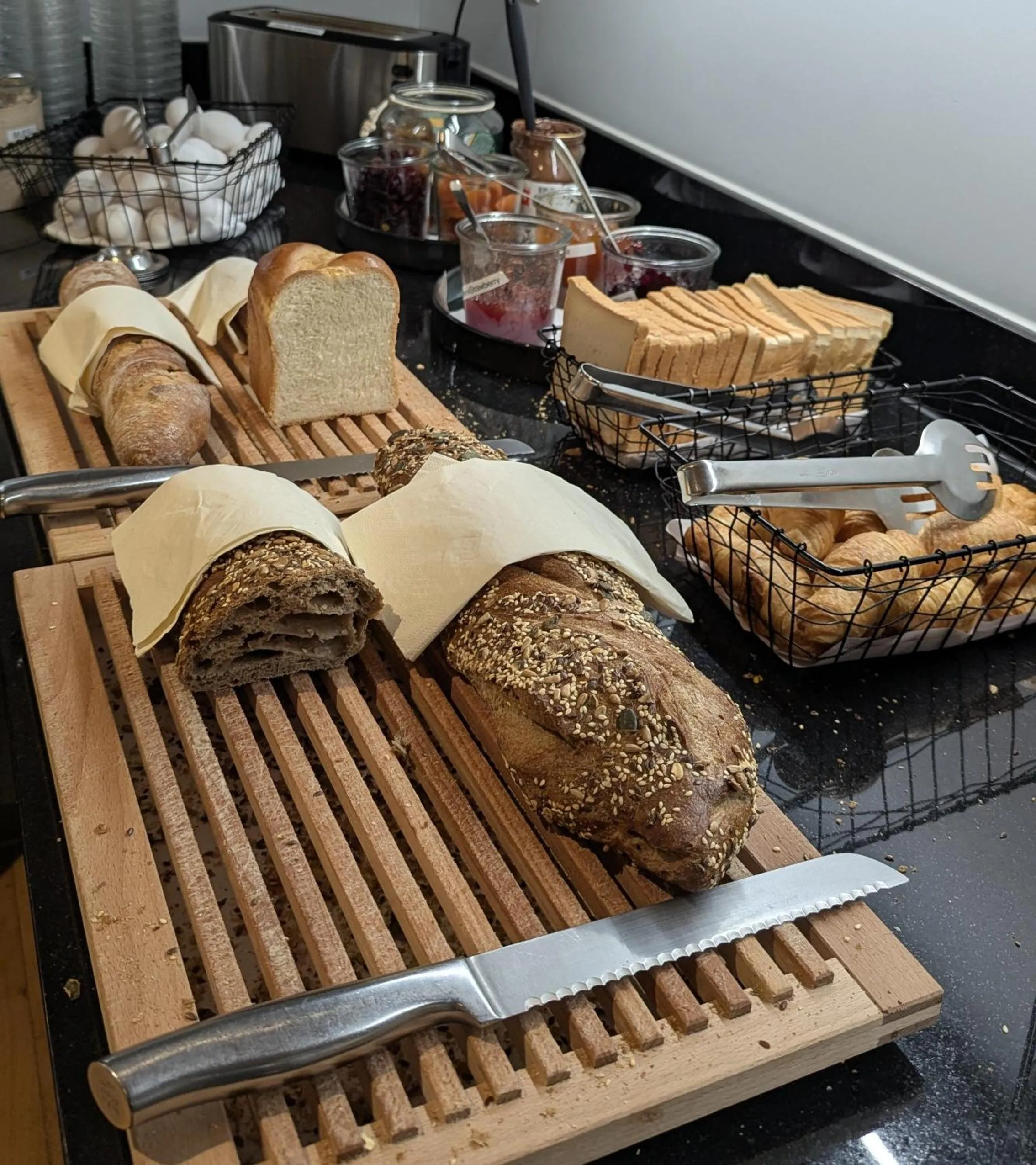 Breakfast in Hotel De la Paix