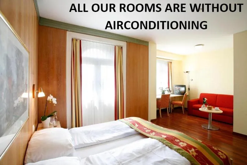 Photo of the whole room, Bed in Hotel De la Paix