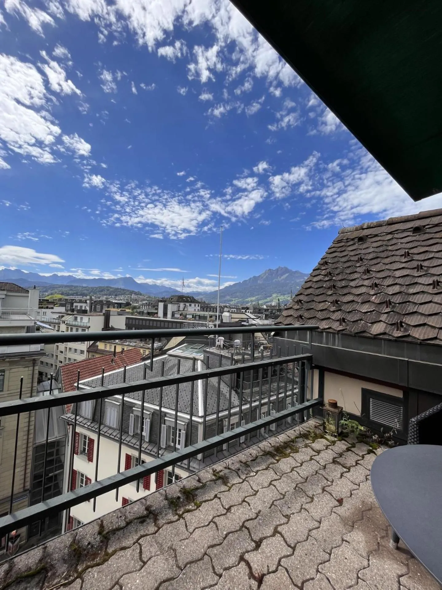 City view in Hotel De la Paix