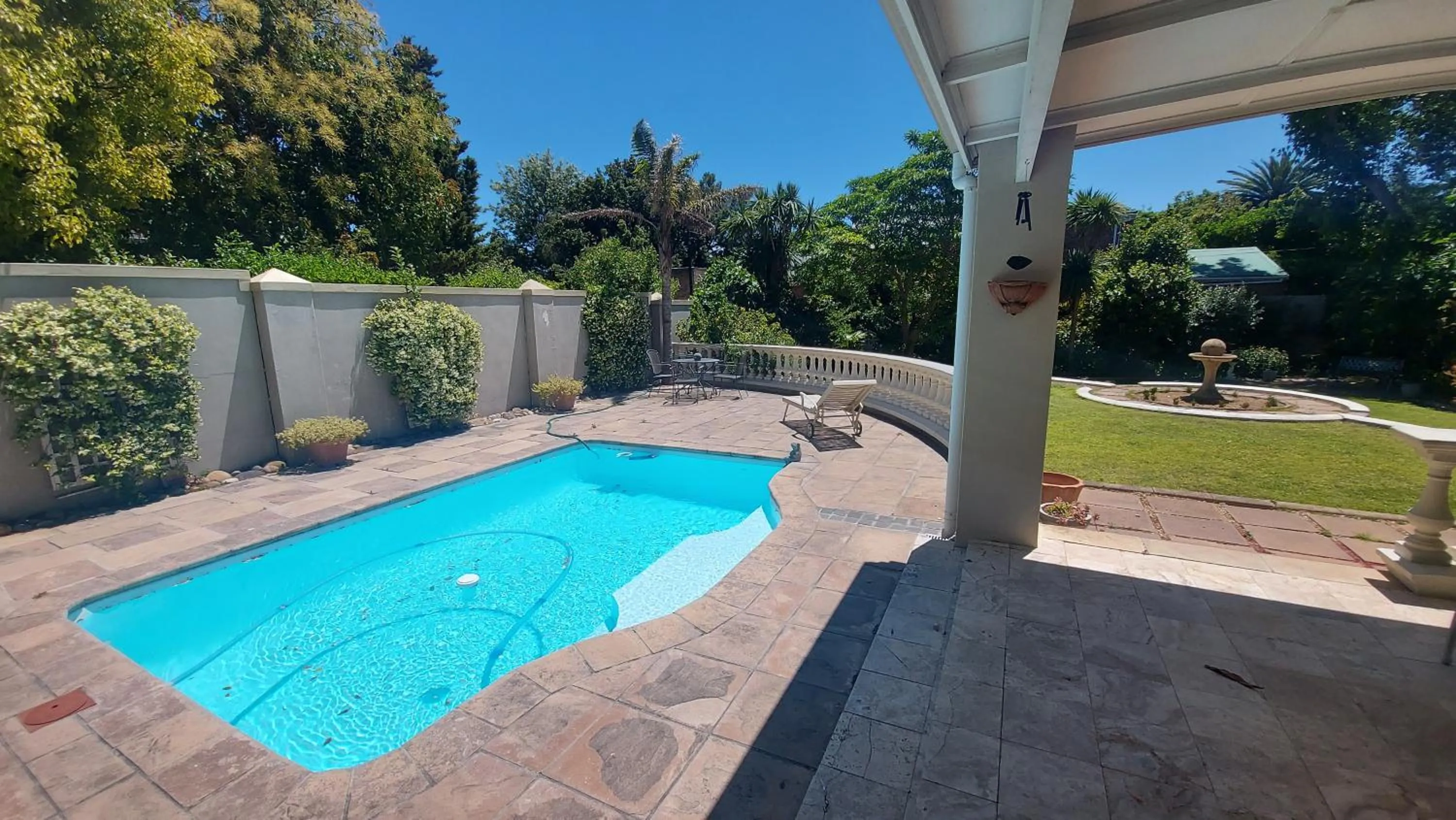 Swimming pool in Rustic Manor Guest House