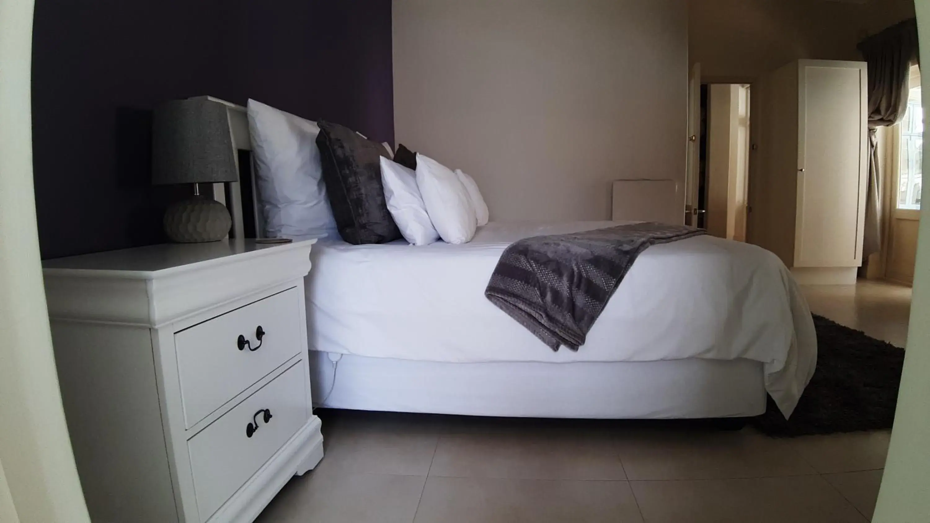 Luxury Twin Room - single occupancy in Rustic Manor Guest House Luxury Twin Room - single occupancy in Rustic Manor Guest House