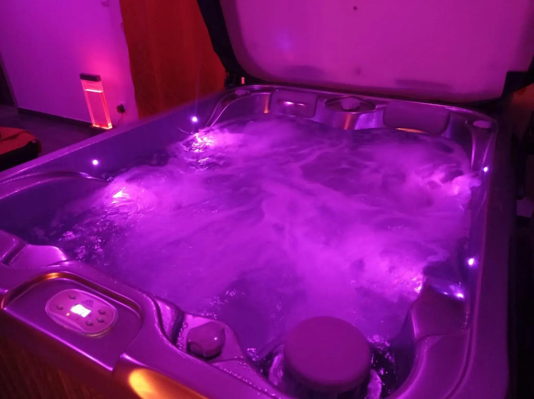 King Room with Spa Bath in Paradis Secret Spa King Room with Spa Bath in Paradis Secret Spa