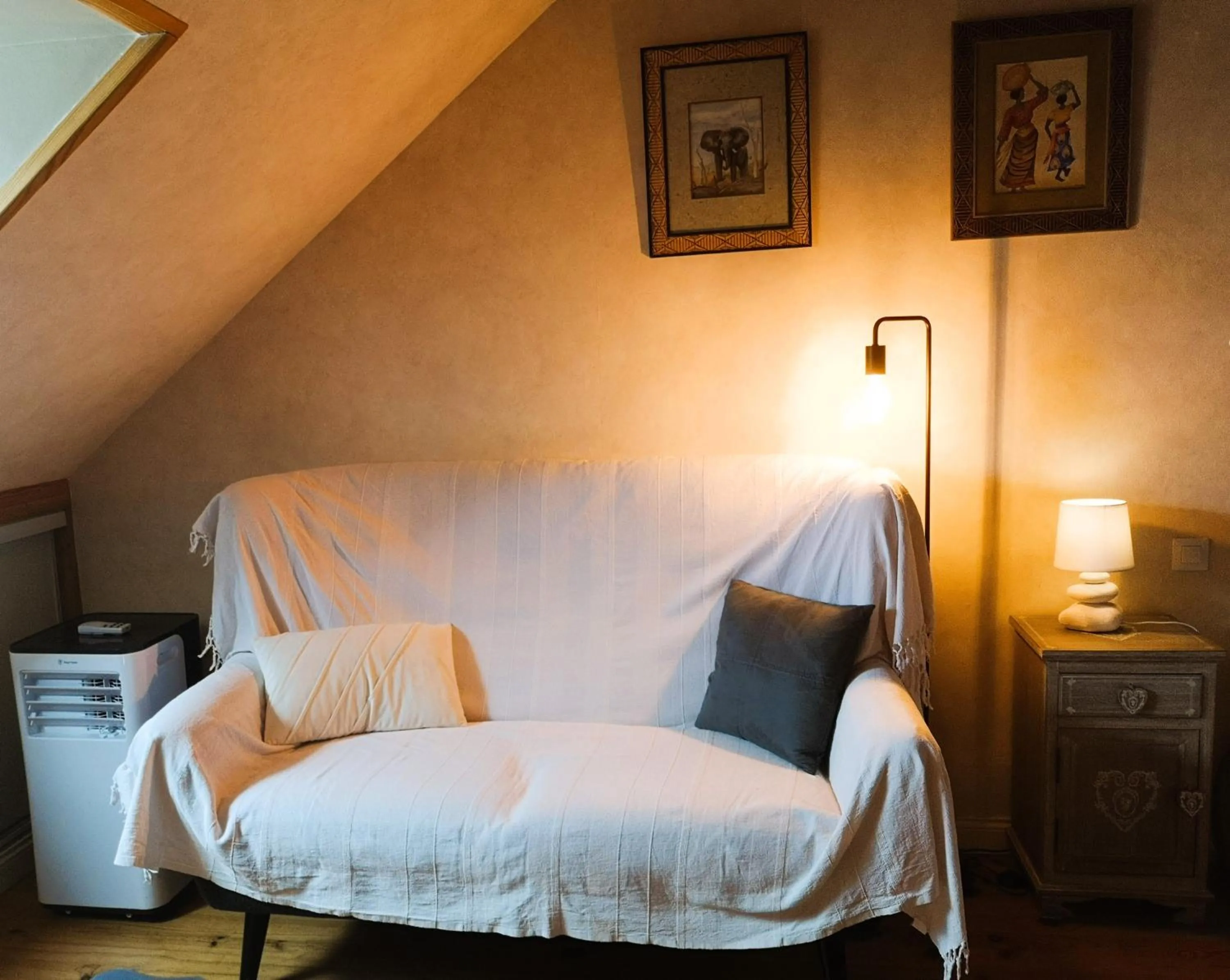 Les Eléphants bleus