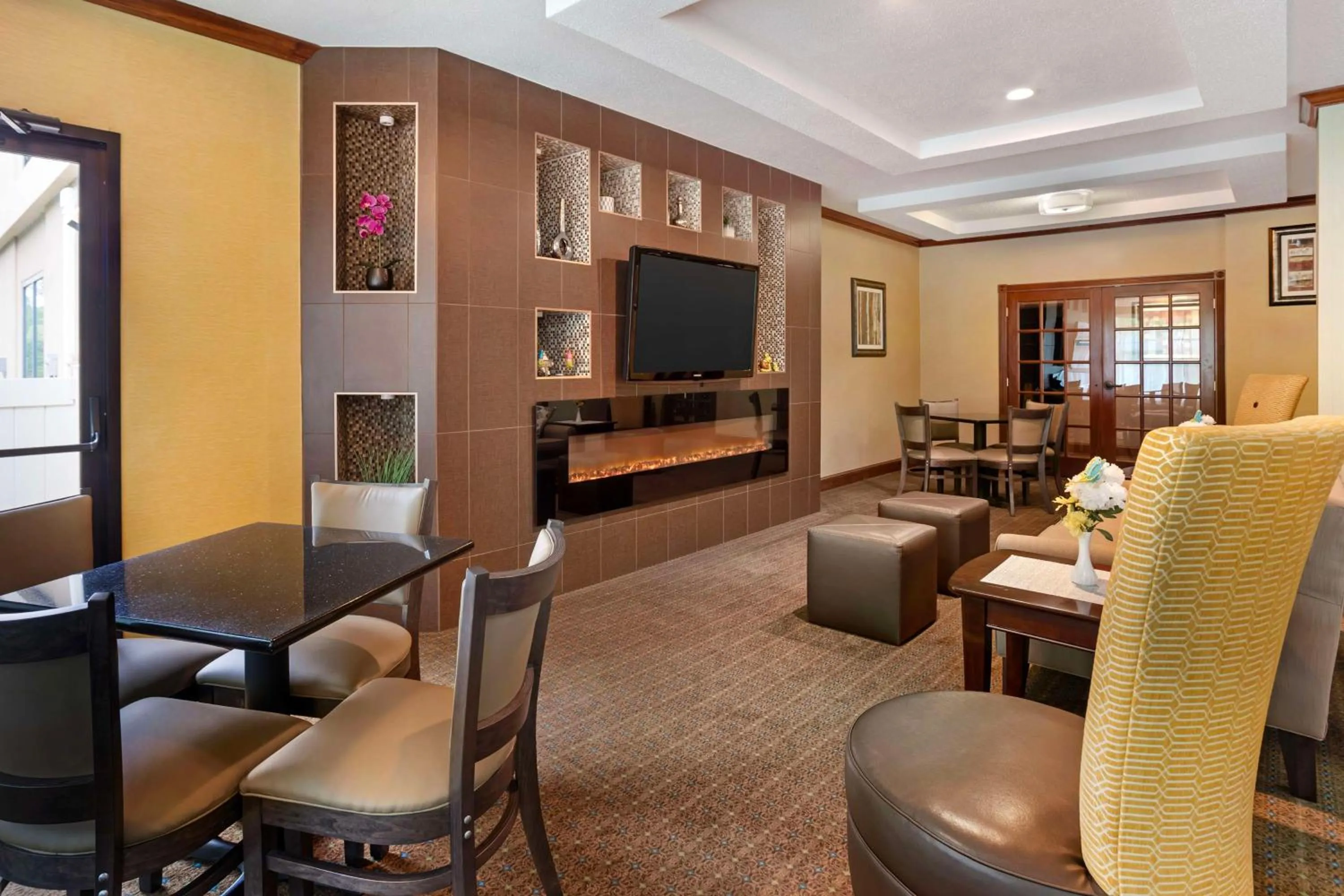 Breakfast in Best Western Plus Clearfield