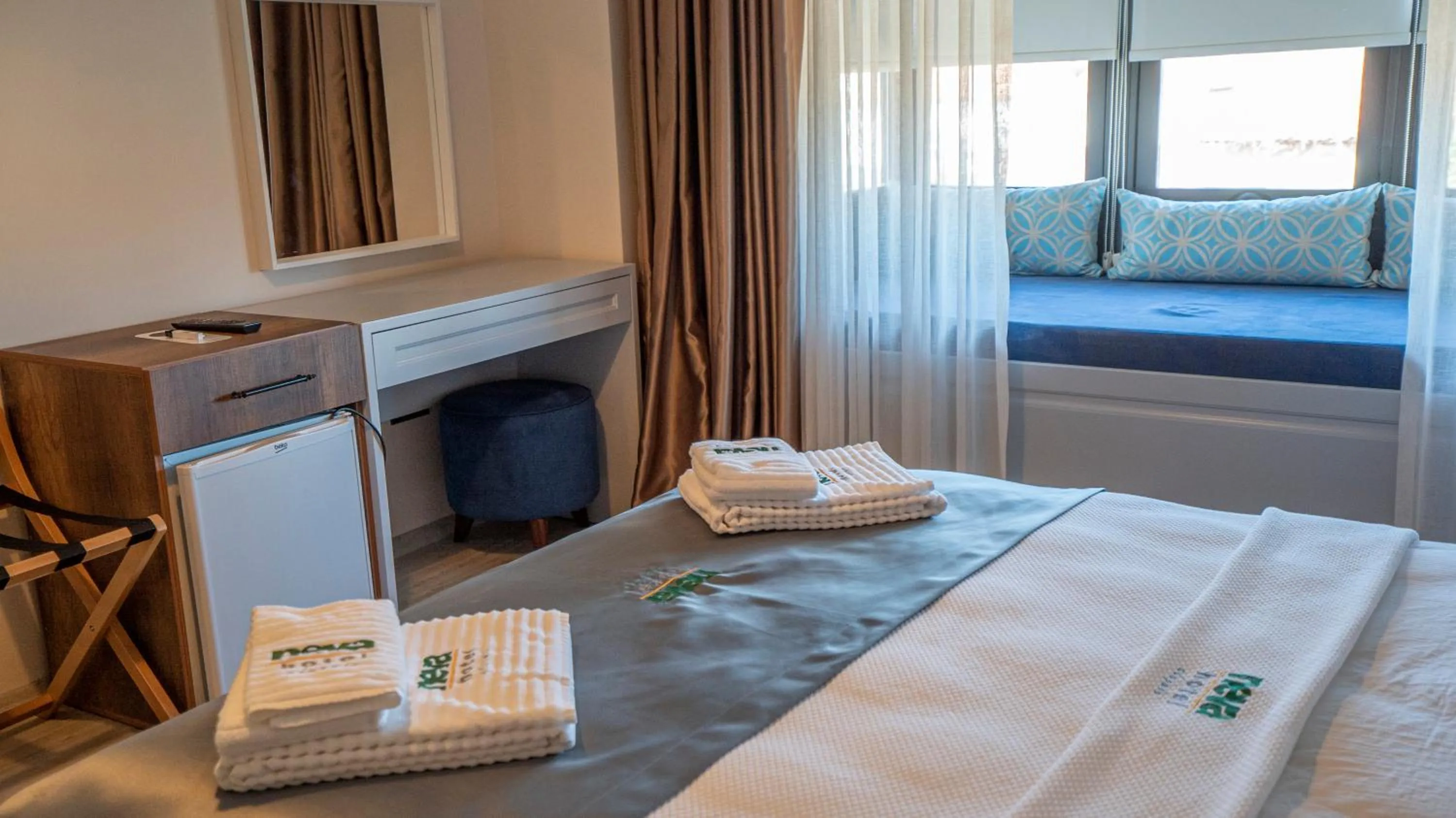 Bedroom, Bed in Neva Hotel Alaçatı