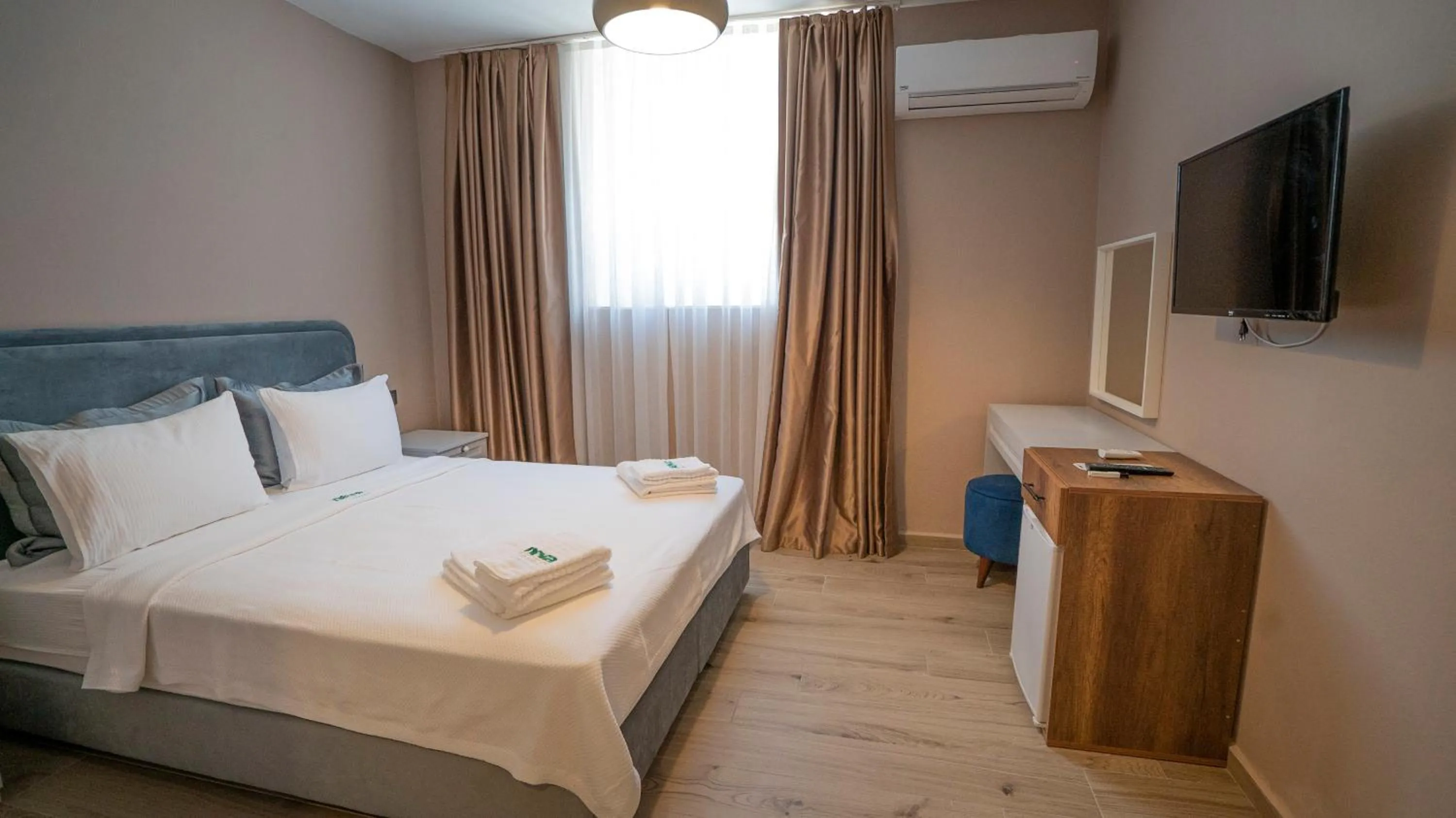 Bedroom, Bed in Neva Hotel Alaçatı