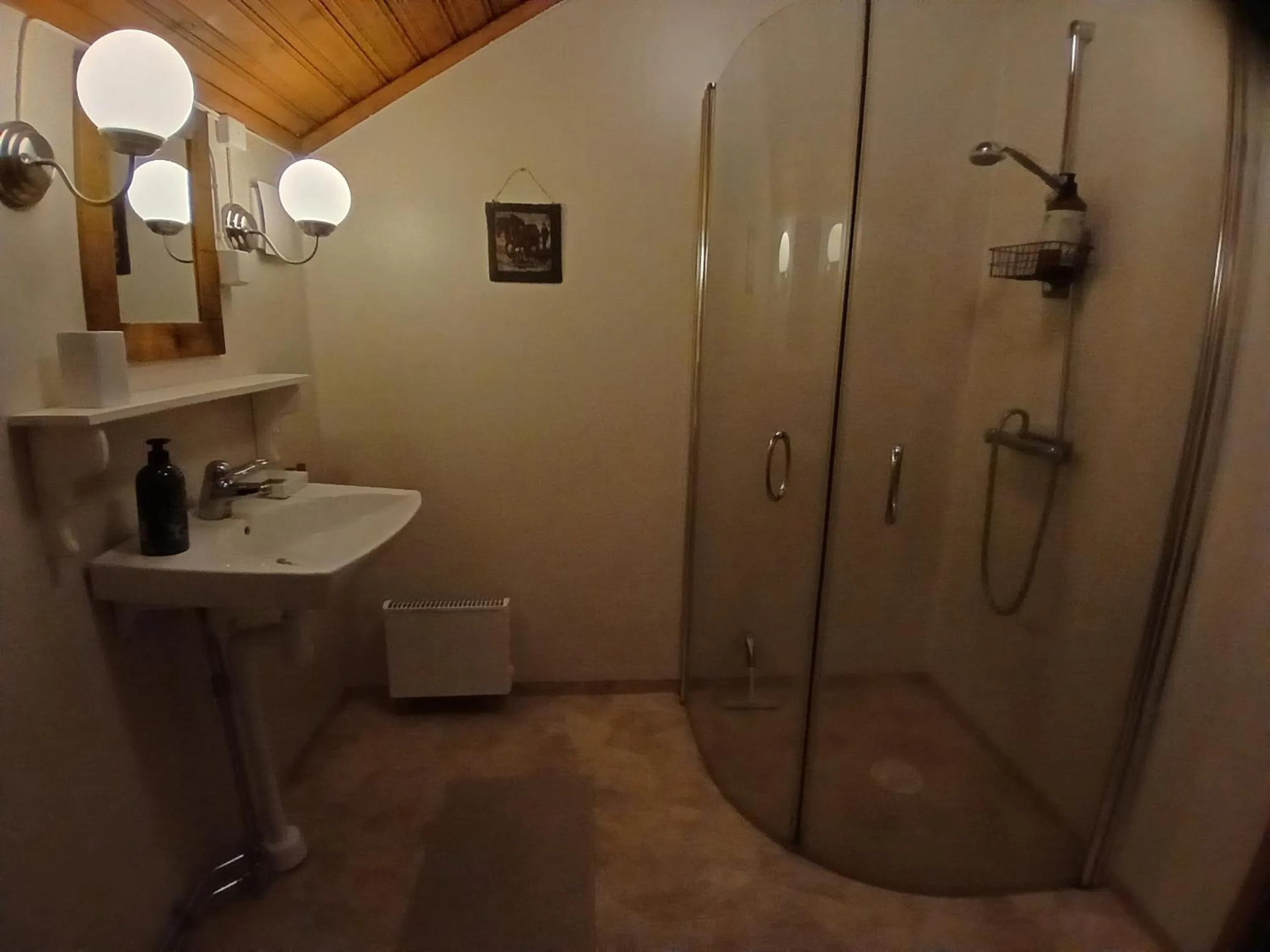 Shower in B&B Klarälvsbanan