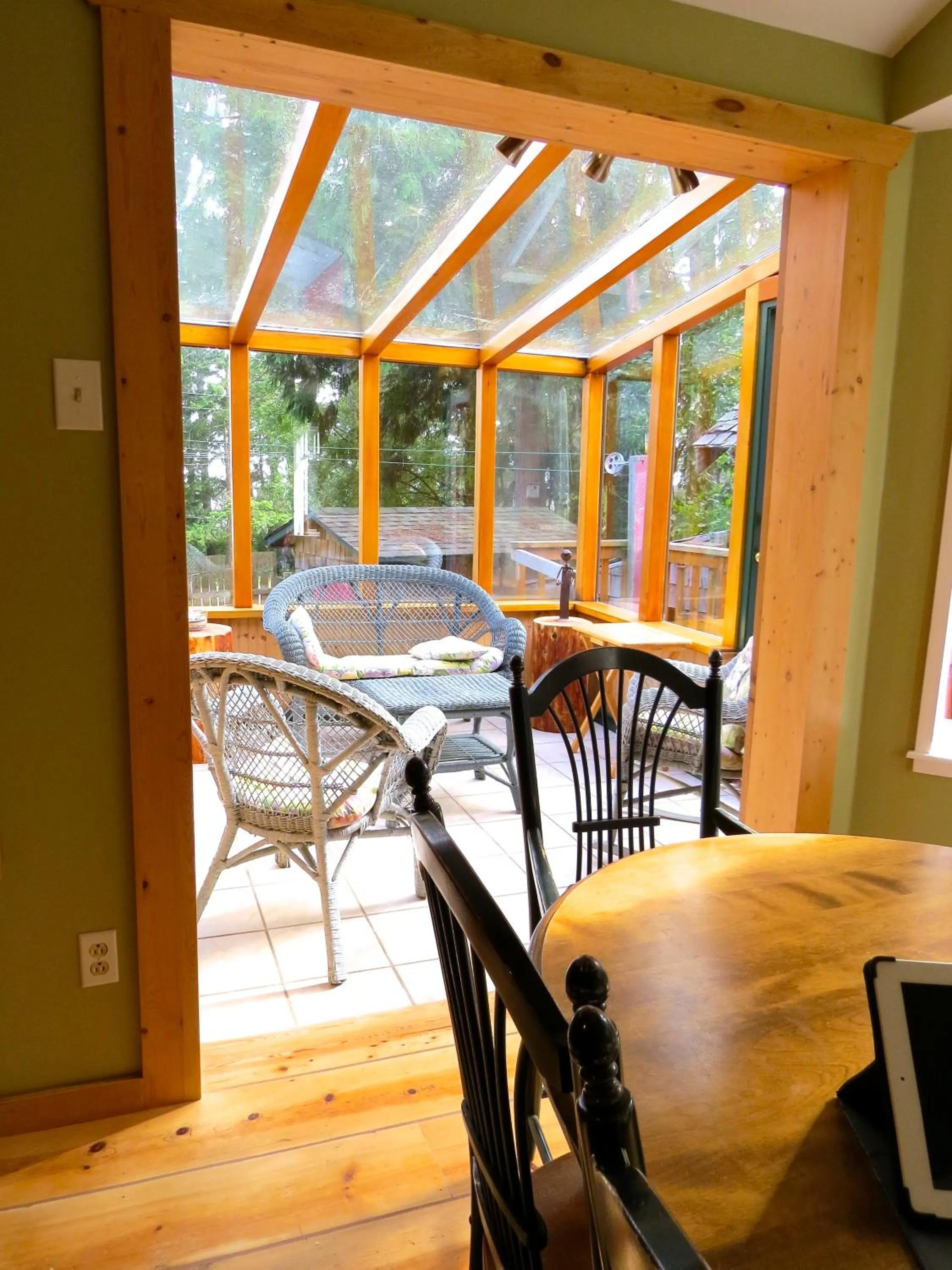 Seating area in Handsome Dan's at Otter Point