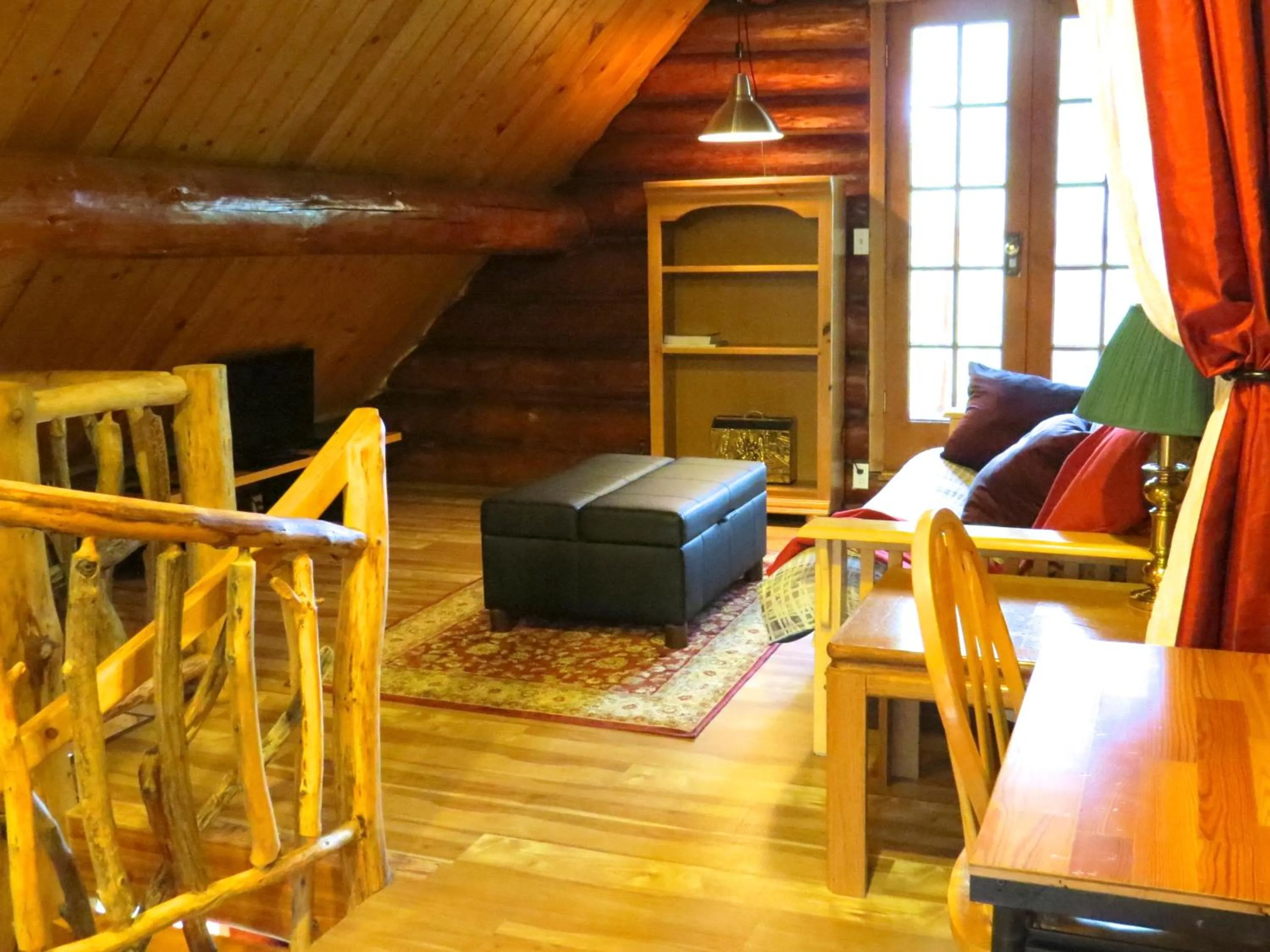 Seating area in Handsome Dan's at Otter Point