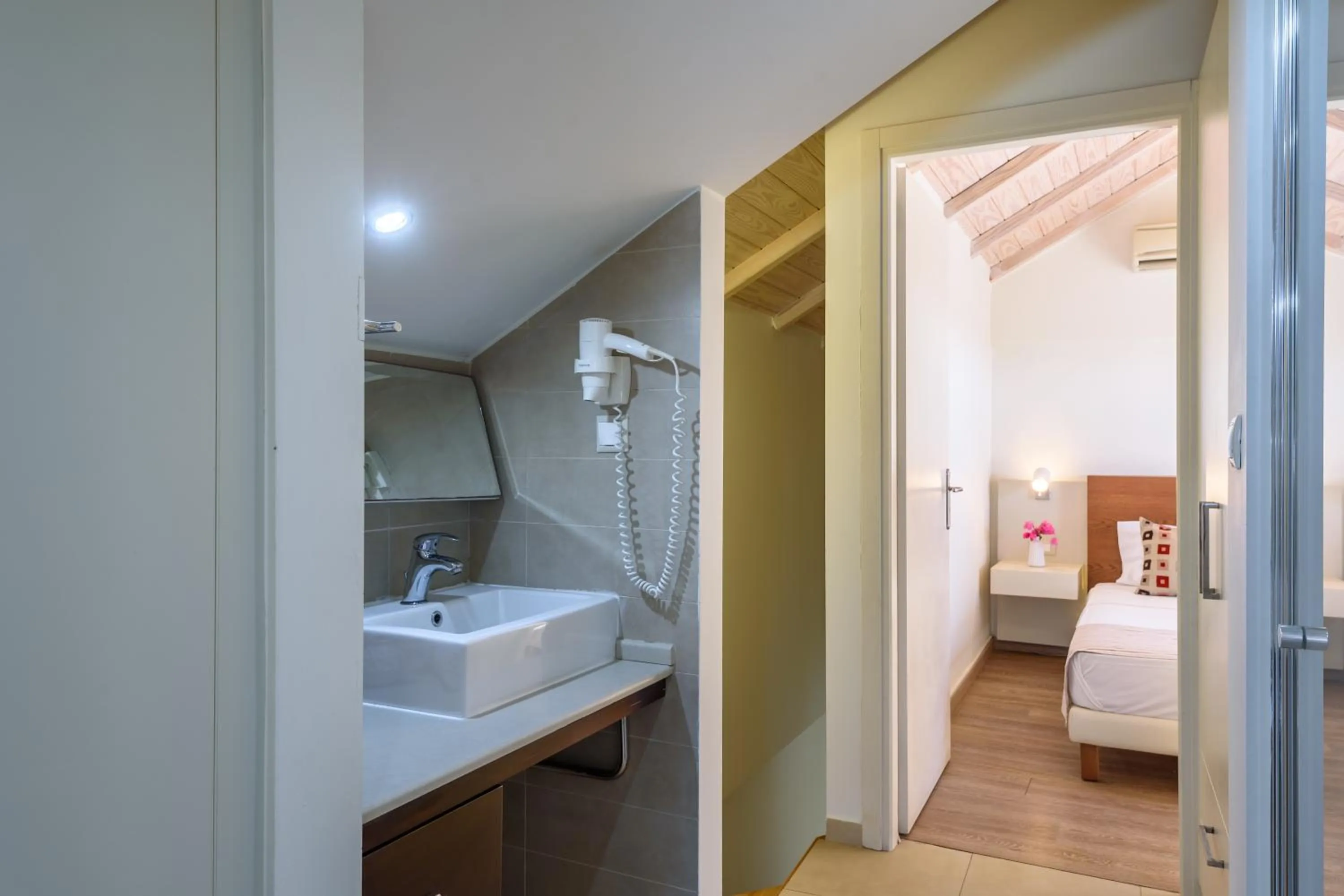 Bathroom, Bed in Despina Apartments