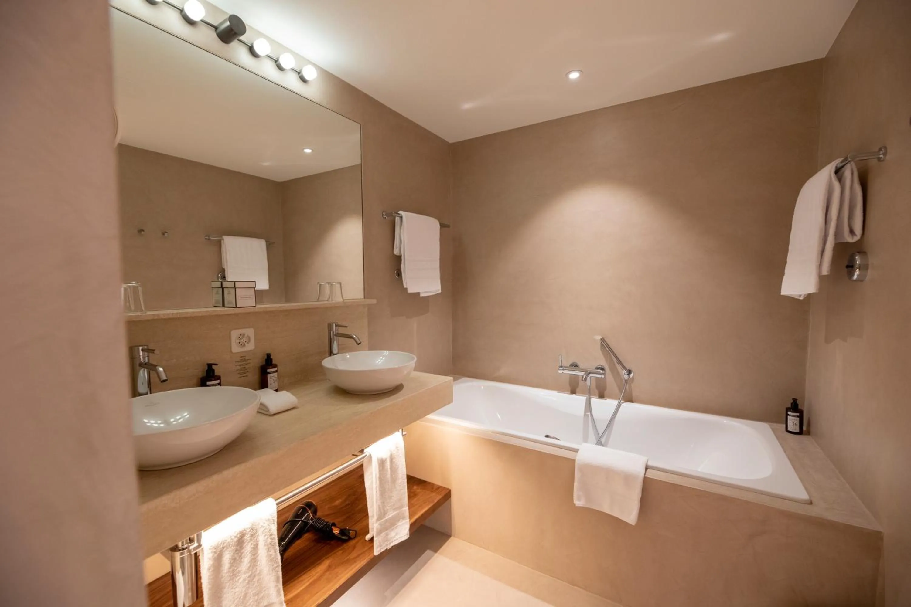 Bathroom in Hotel Saratz Pontresina Mountain Resort & Spa