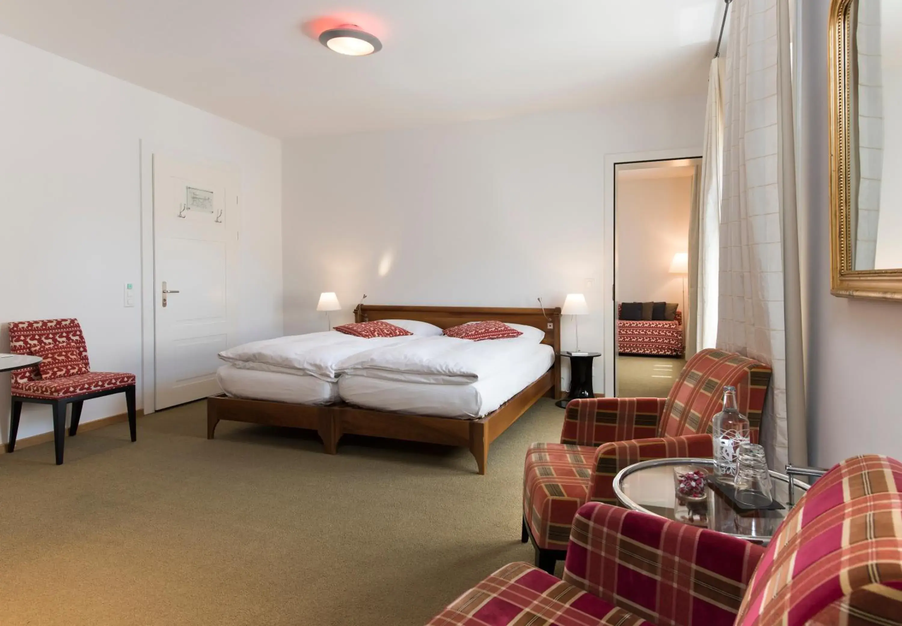 Family Room - single occupancy in Hotel Saratz Pontresina Mountain Resort & Spa Family Room - single occupancy in Hotel Saratz Pontresina Mountain Resort & Spa