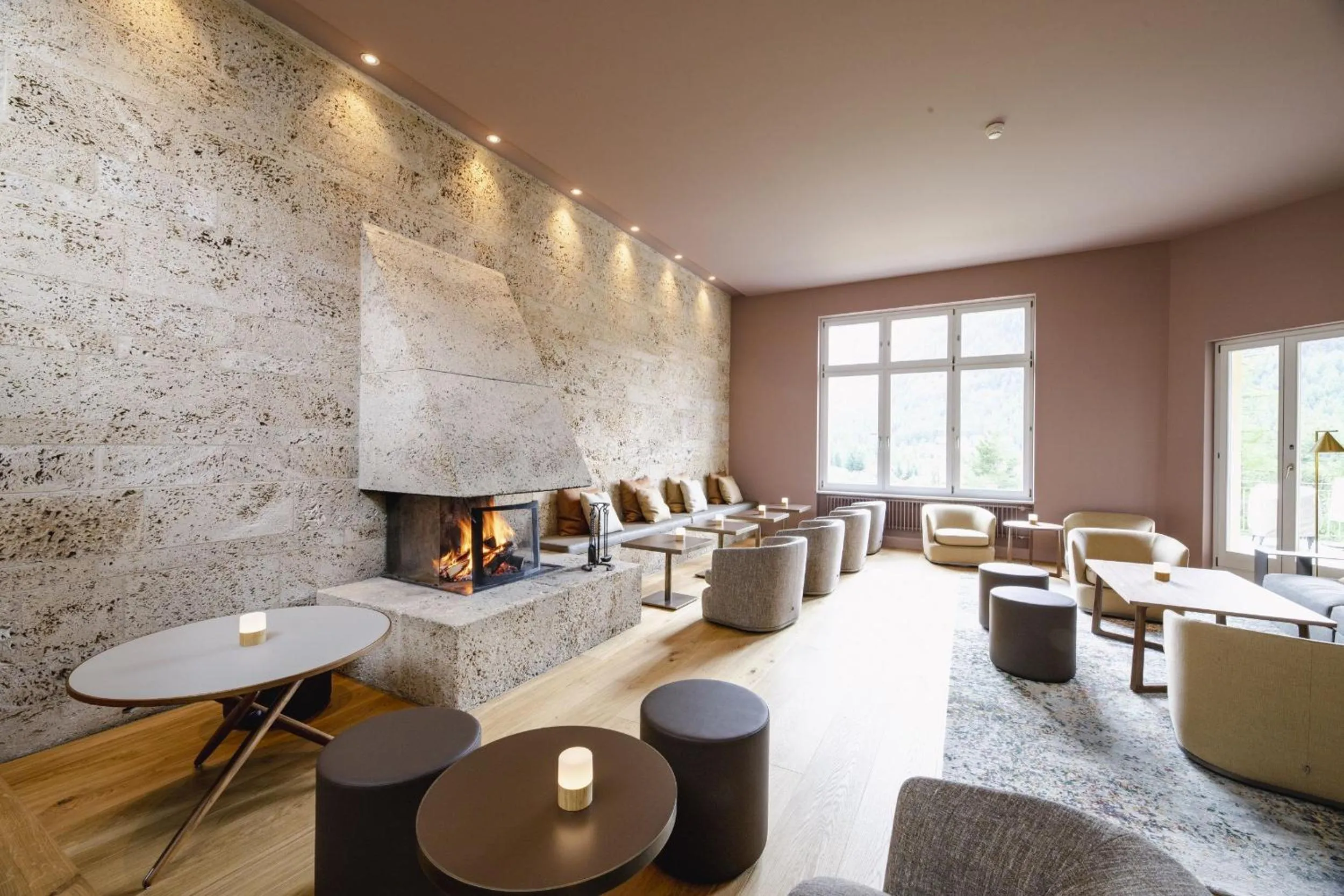 flat iron in Hotel Saratz Pontresina Mountain Resort & Spa